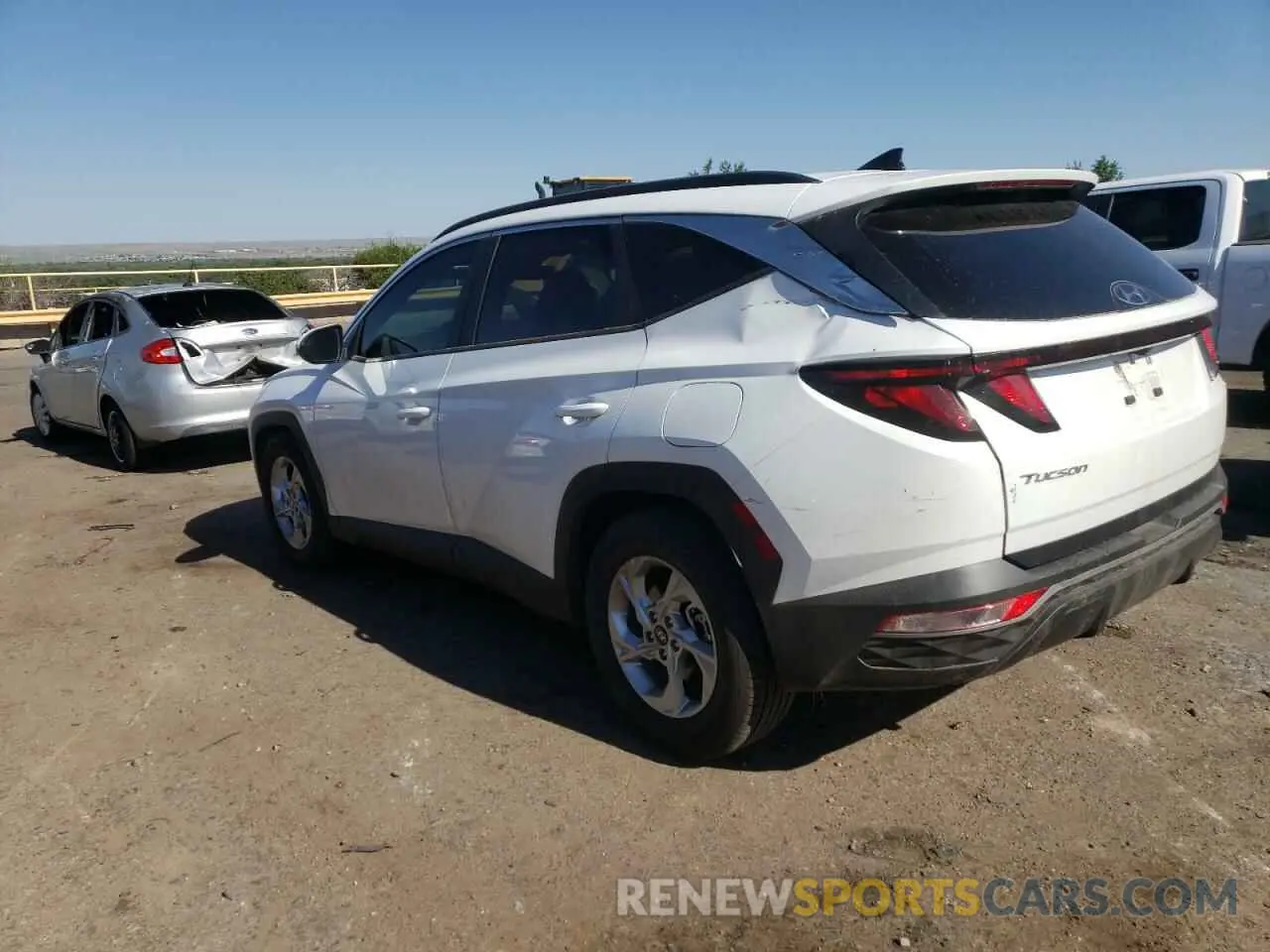 2 Photograph of a damaged car 5NMJB3DE6RH373630 HYUNDAI TUCSON 2024