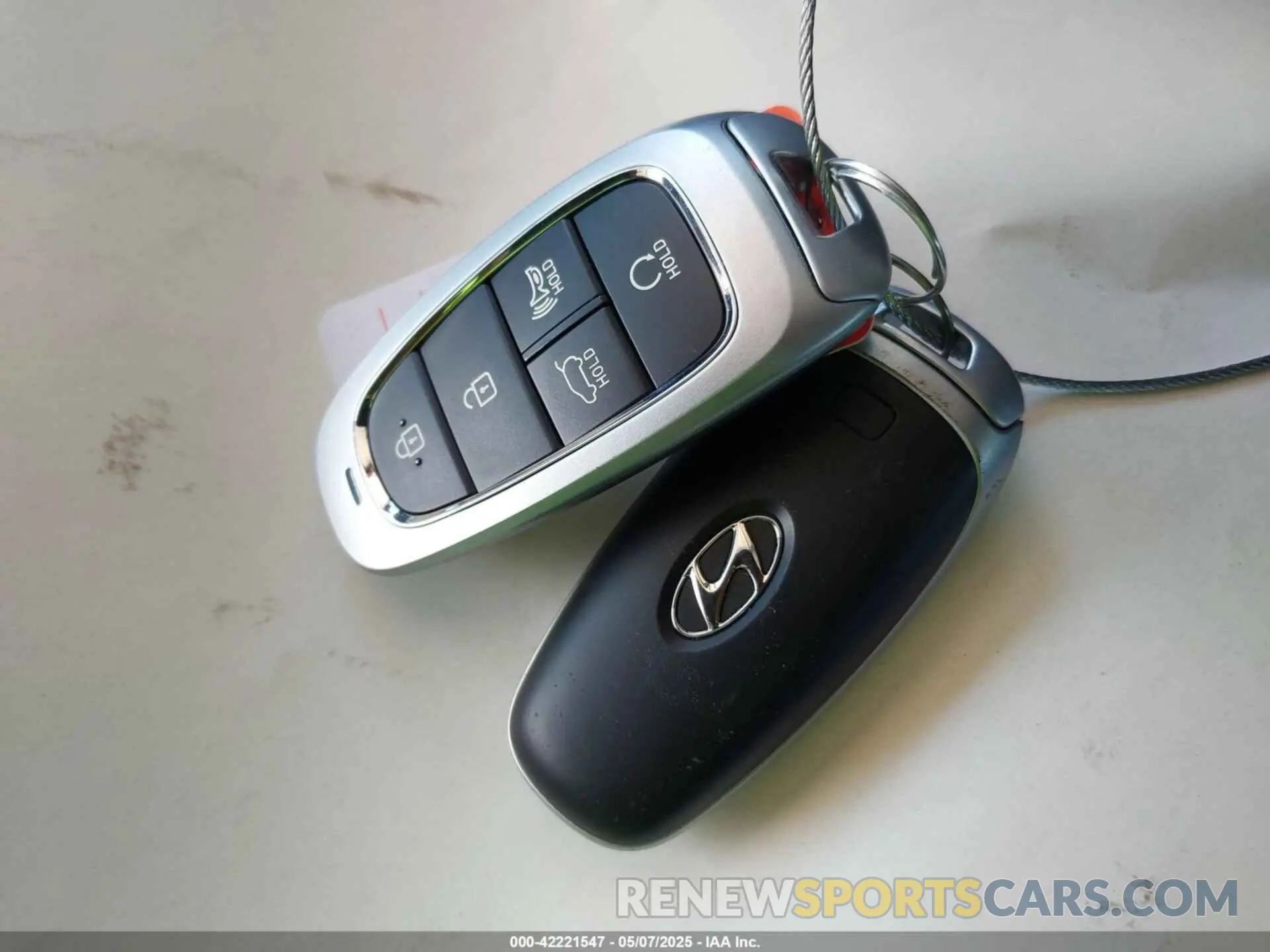 11 Photograph of a damaged car 5NMJB3DE6RH389505 HYUNDAI TUCSON 2024