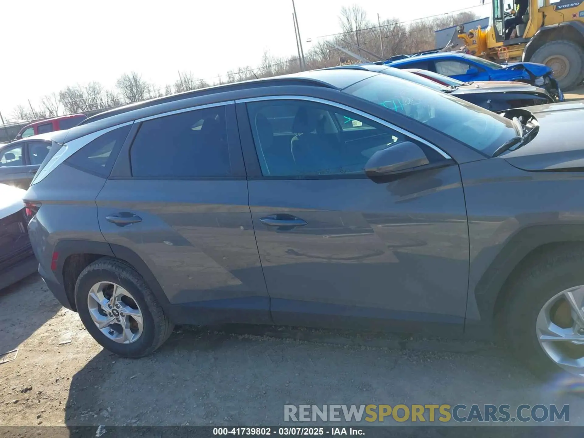 13 Photograph of a damaged car 5NMJB3DE6RH395675 HYUNDAI TUCSON 2024