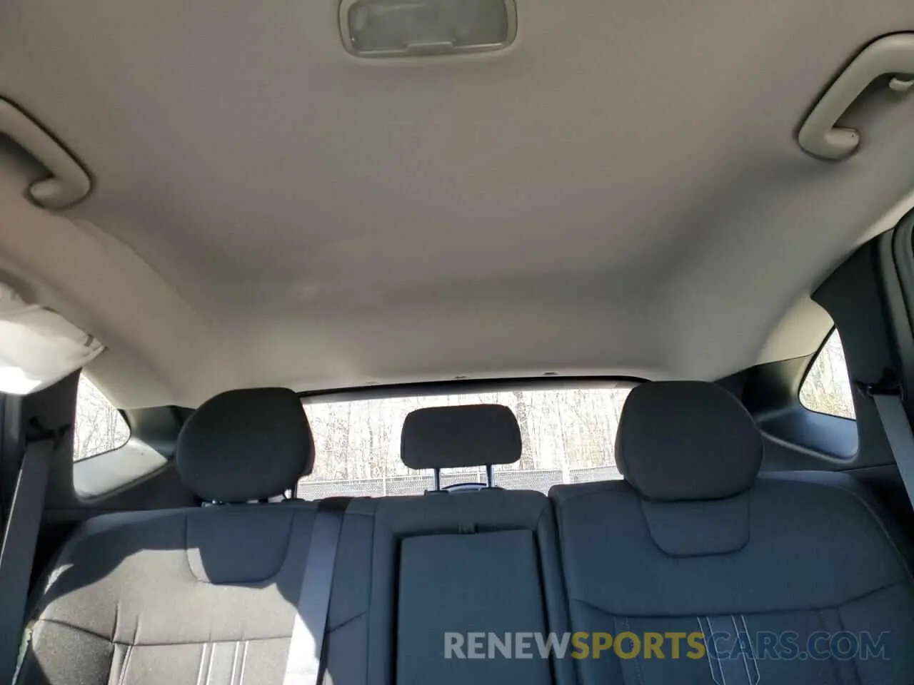 10 Photograph of a damaged car 5NMJB3DE6RH423992 HYUNDAI TUCSON 2024