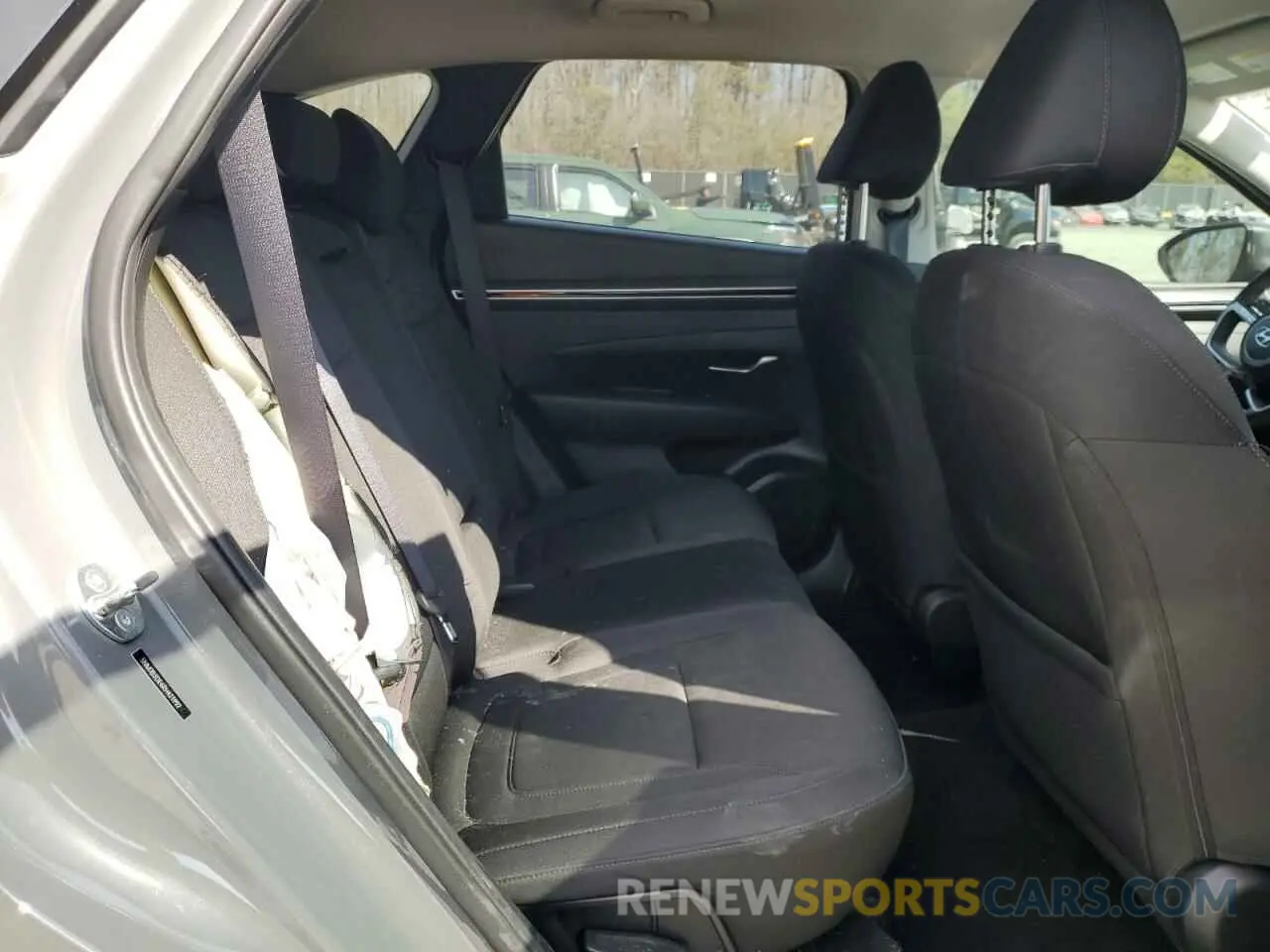 11 Photograph of a damaged car 5NMJB3DE6RH423992 HYUNDAI TUCSON 2024