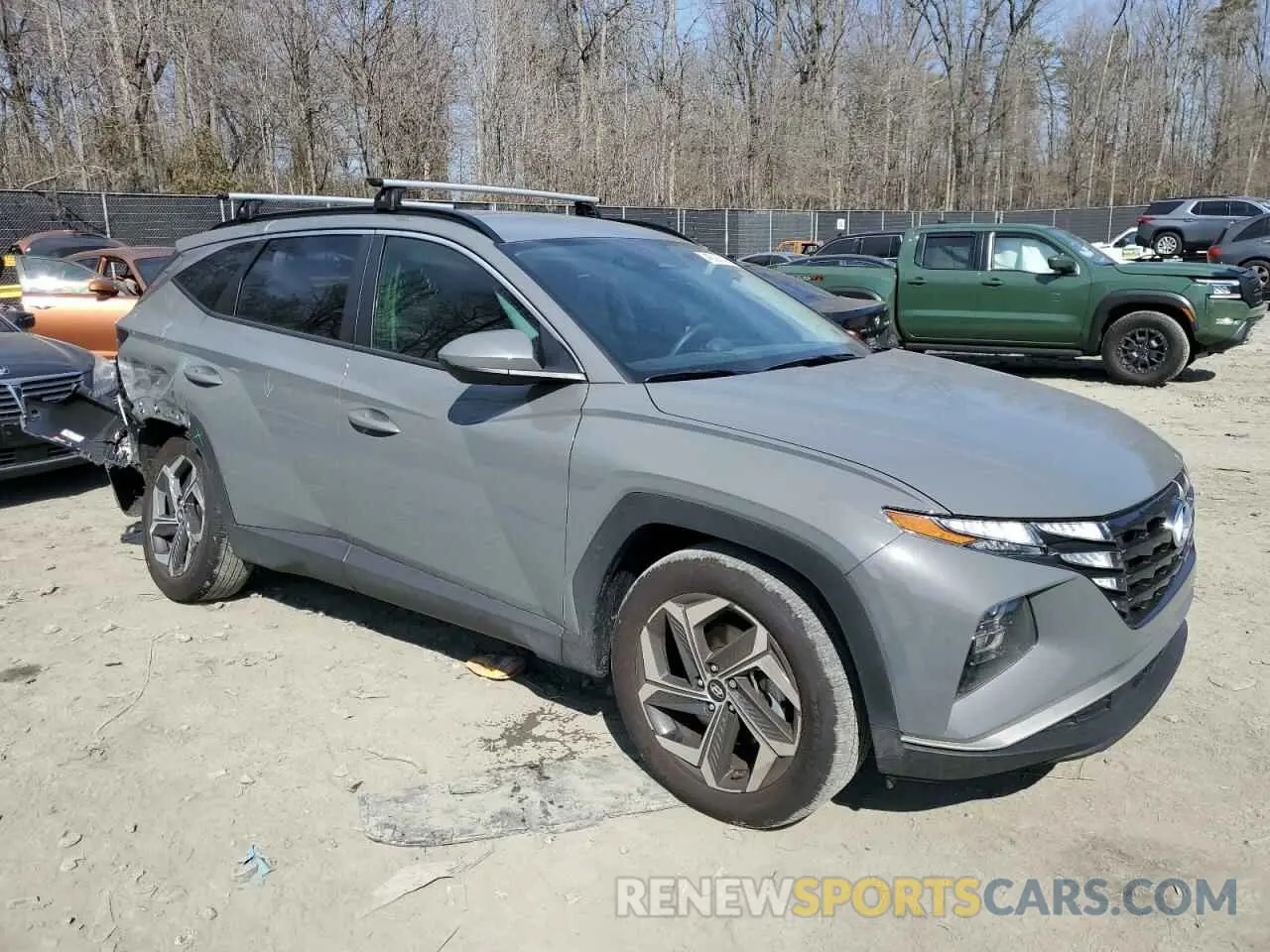 4 Photograph of a damaged car 5NMJB3DE6RH423992 HYUNDAI TUCSON 2024