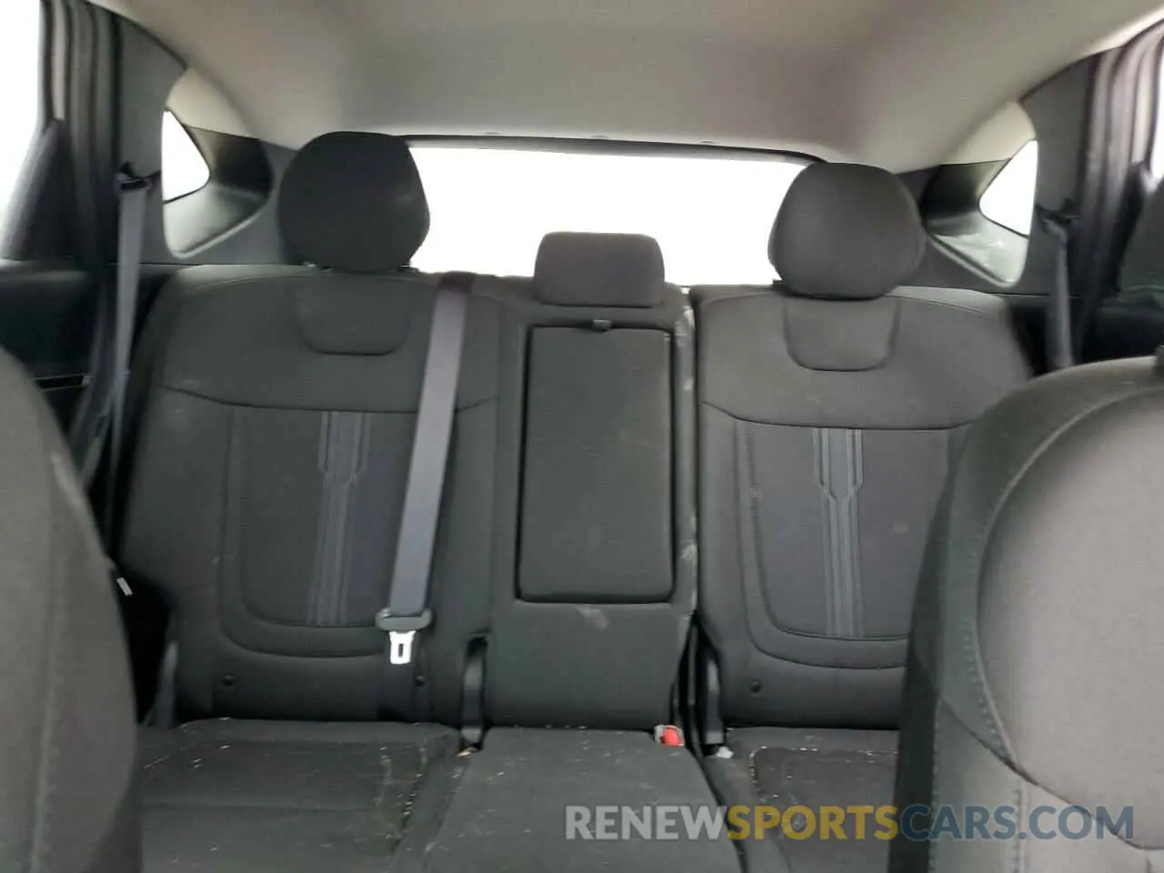 10 Photograph of a damaged car 5NMJB3DE6RH424401 HYUNDAI TUCSON 2024