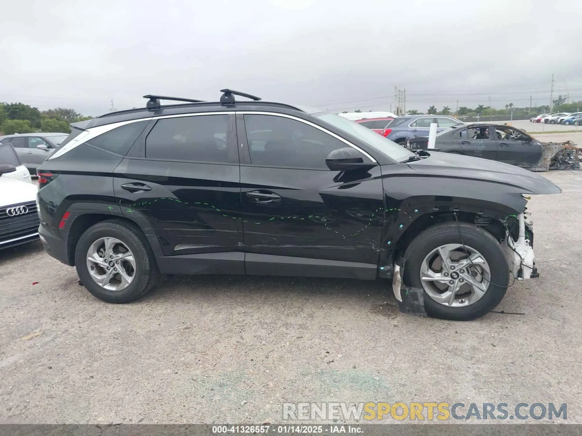 14 Photograph of a damaged car 5NMJB3DE7RH302260 HYUNDAI TUCSON 2024