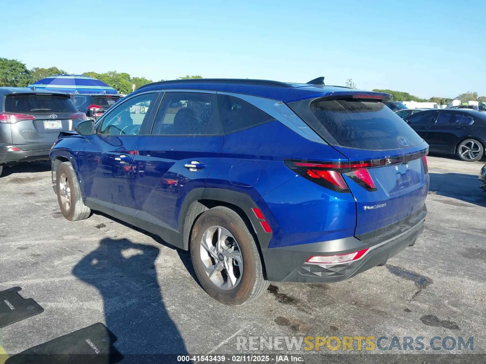 3 Photograph of a damaged car 5NMJB3DE7RH302534 HYUNDAI TUCSON 2024