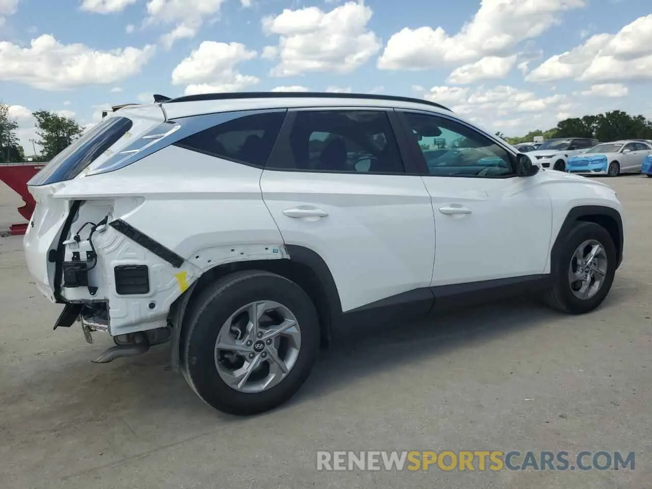 3 Photograph of a damaged car 5NMJB3DE7RH317809 HYUNDAI TUCSON 2024