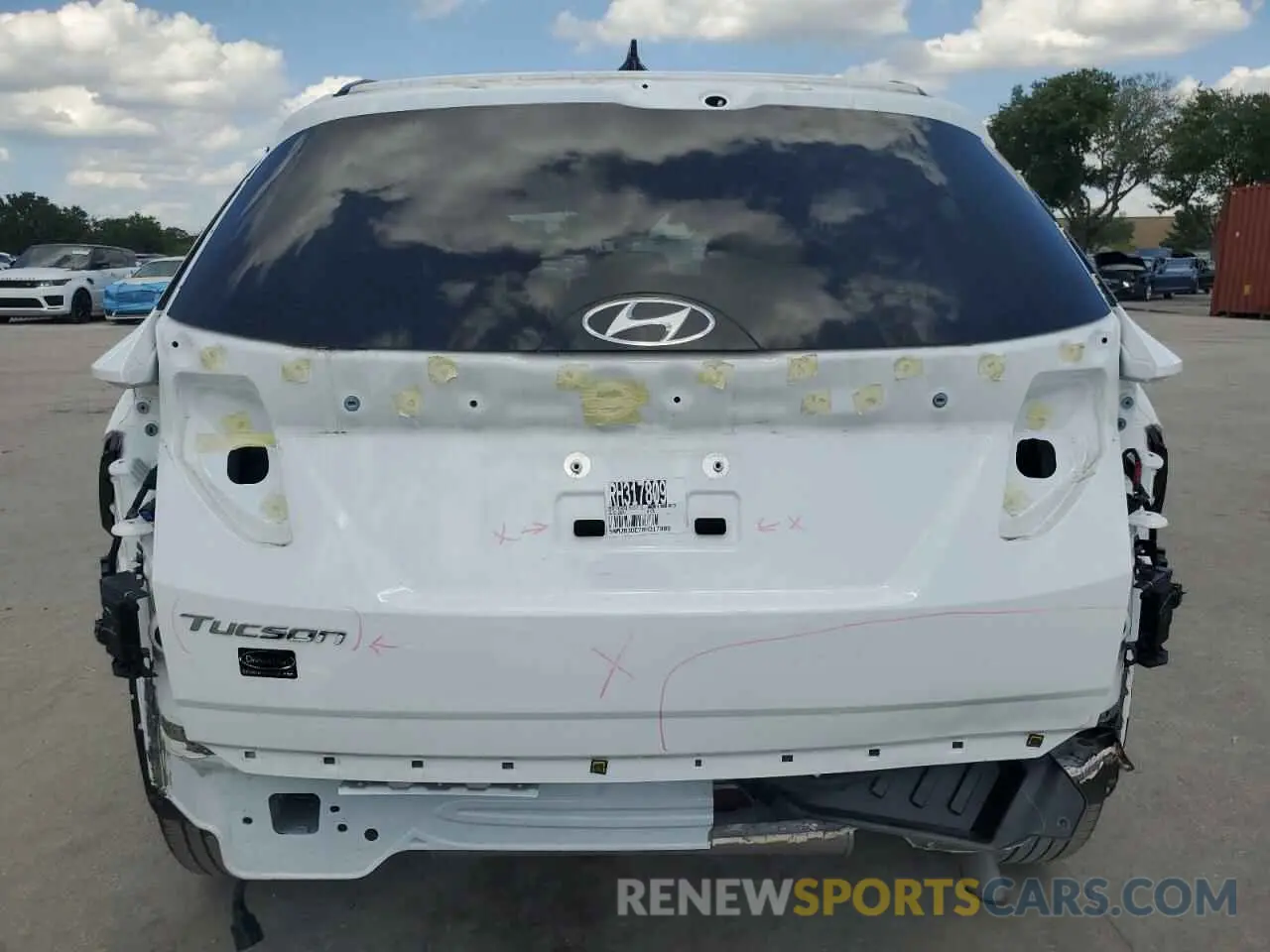 6 Photograph of a damaged car 5NMJB3DE7RH317809 HYUNDAI TUCSON 2024