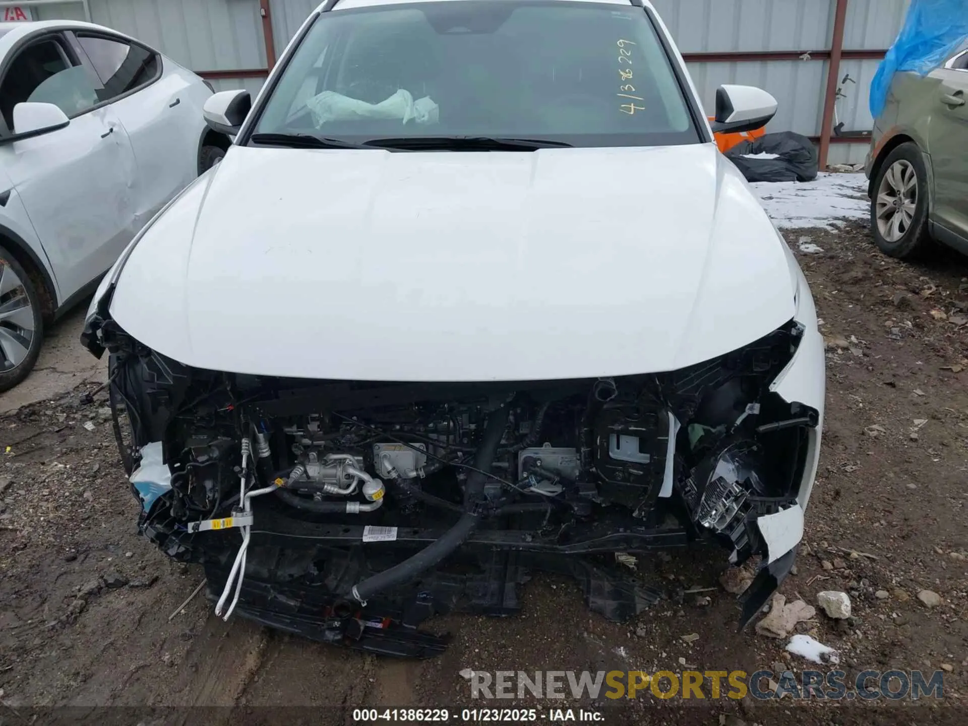 13 Photograph of a damaged car 5NMJB3DE7RH372356 HYUNDAI TUCSON 2024