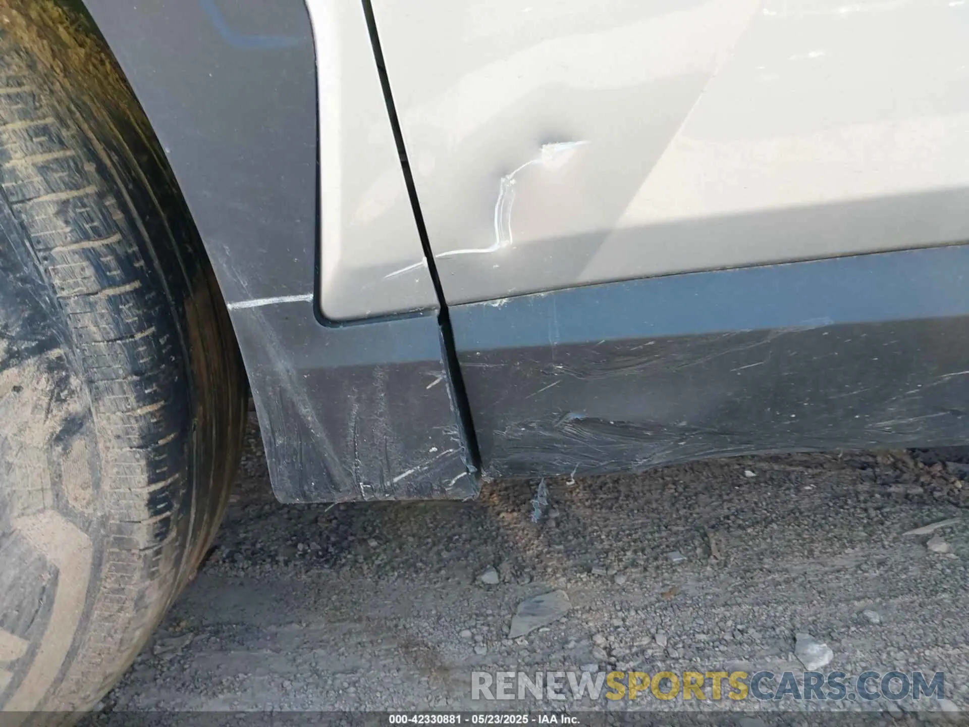 13 Photograph of a damaged car 5NMJB3DE7RH391103 HYUNDAI TUCSON 2024