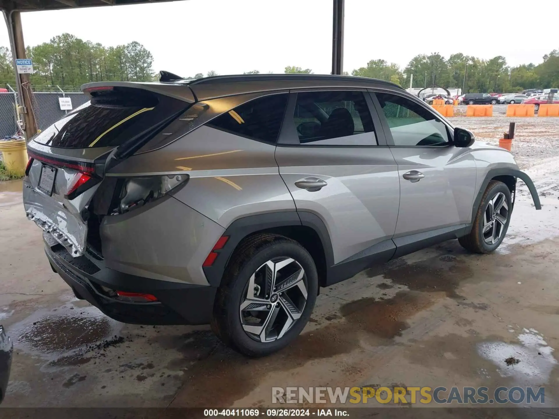 4 Photograph of a damaged car 5NMJB3DE7RH428750 HYUNDAI TUCSON 2024
