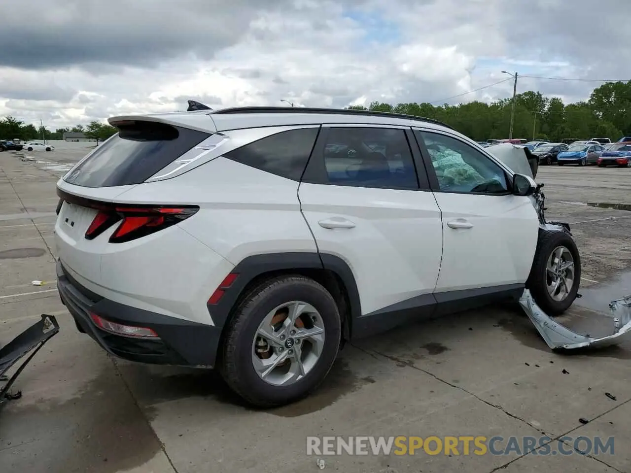 3 Photograph of a damaged car 5NMJB3DE8RH305359 HYUNDAI TUCSON 2024