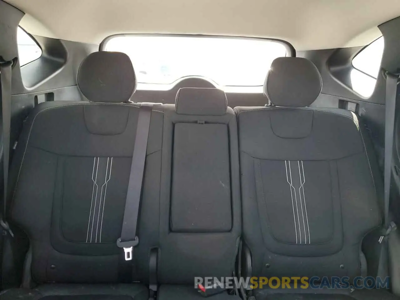 10 Photograph of a damaged car 5NMJB3DE8RH311520 HYUNDAI TUCSON 2024