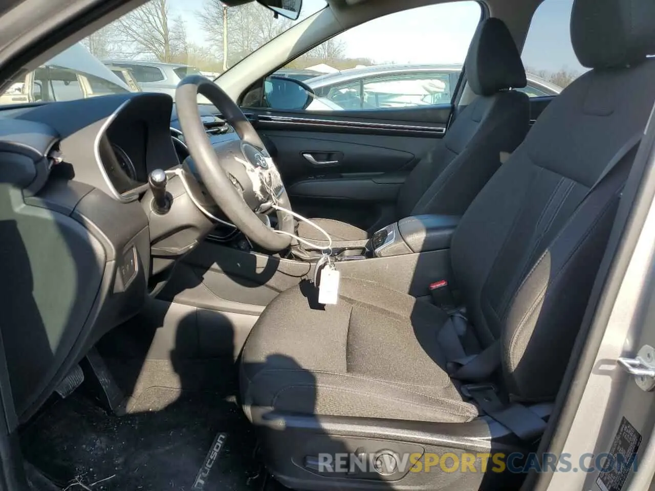 7 Photograph of a damaged car 5NMJB3DE8RH321173 HYUNDAI TUCSON 2024