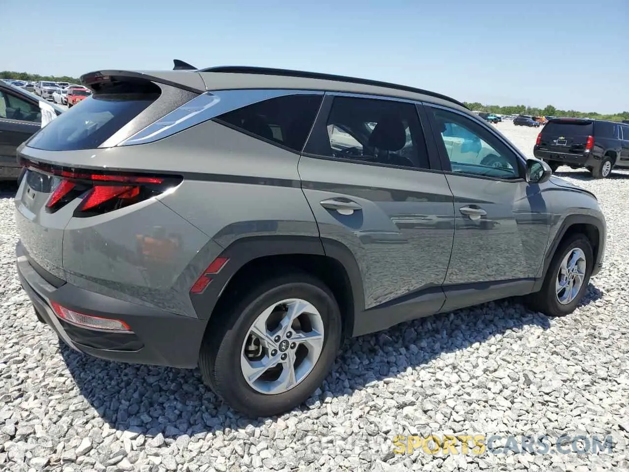 3 Photograph of a damaged car 5NMJB3DE8RH345182 HYUNDAI TUCSON 2024