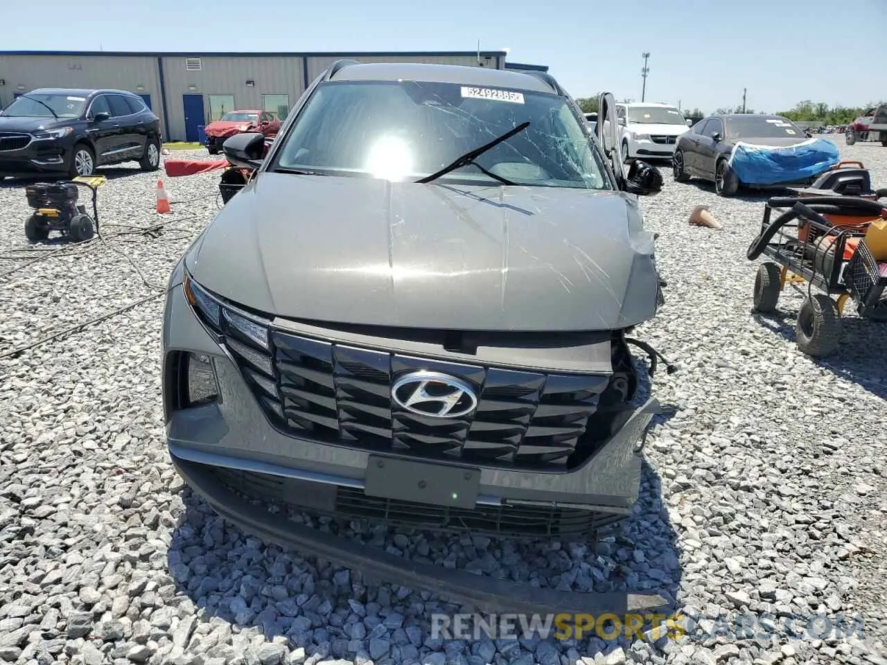 5 Photograph of a damaged car 5NMJB3DE8RH345182 HYUNDAI TUCSON 2024