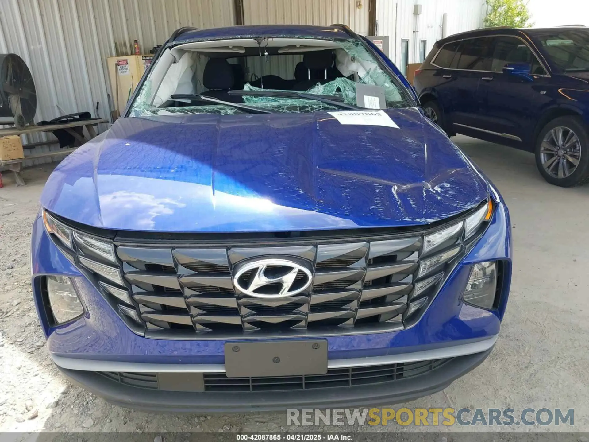 12 Photograph of a damaged car 5NMJB3DE8RH360331 HYUNDAI TUCSON 2024