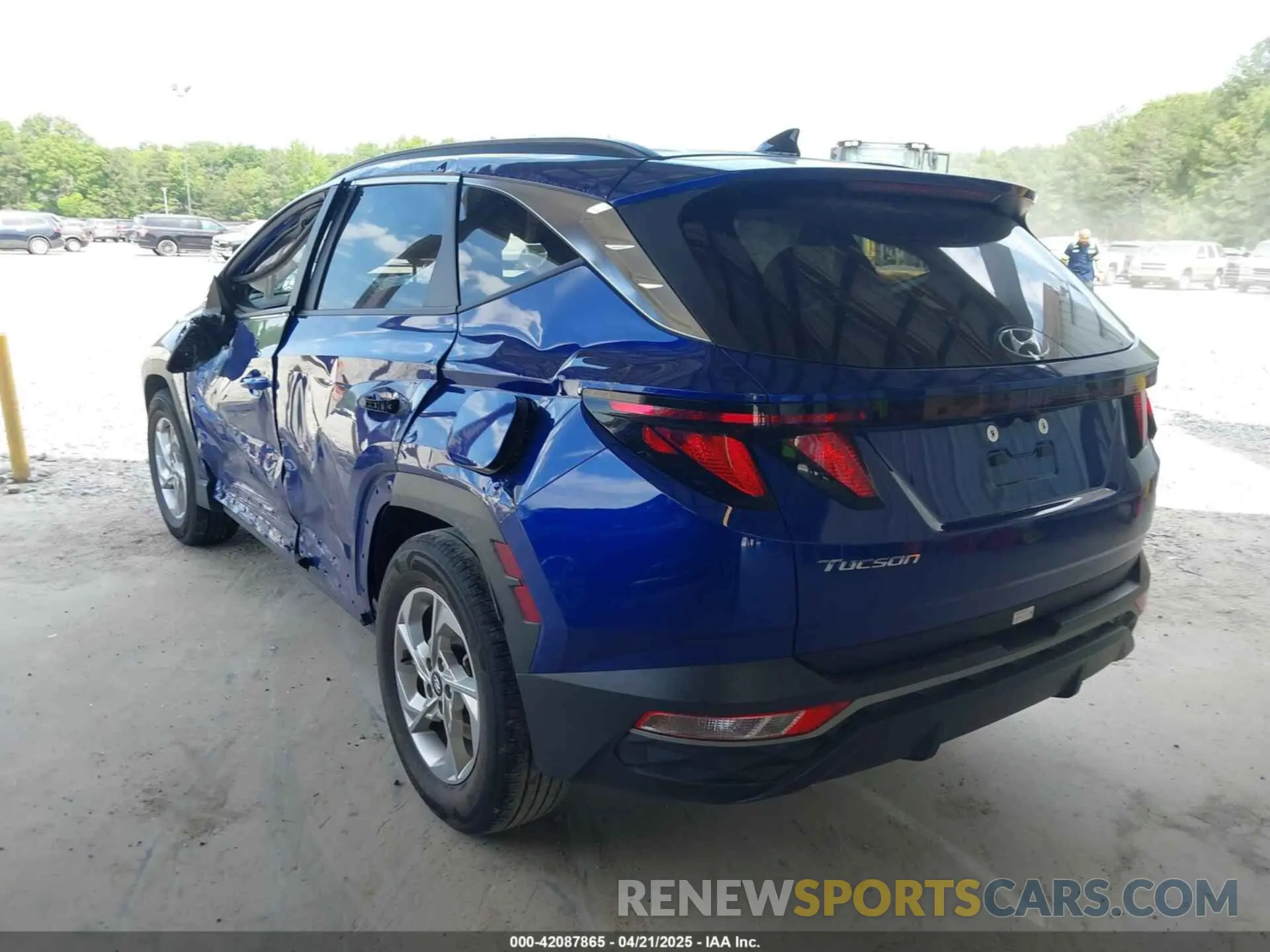 3 Photograph of a damaged car 5NMJB3DE8RH360331 HYUNDAI TUCSON 2024