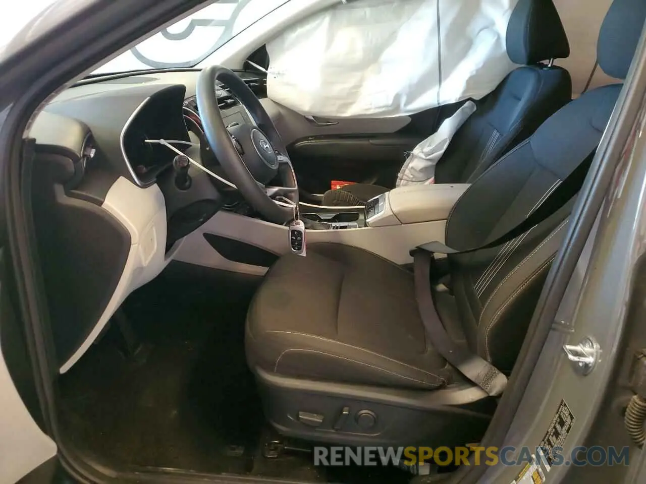 7 Photograph of a damaged car 5NMJB3DE9RH329394 HYUNDAI TUCSON 2024
