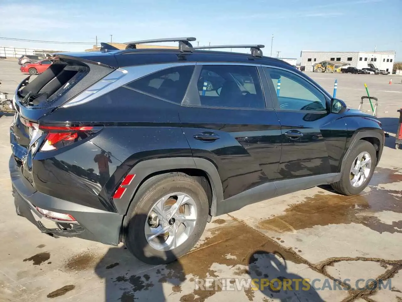 3 Photograph of a damaged car 5NMJB3DE9RH368342 HYUNDAI TUCSON 2024