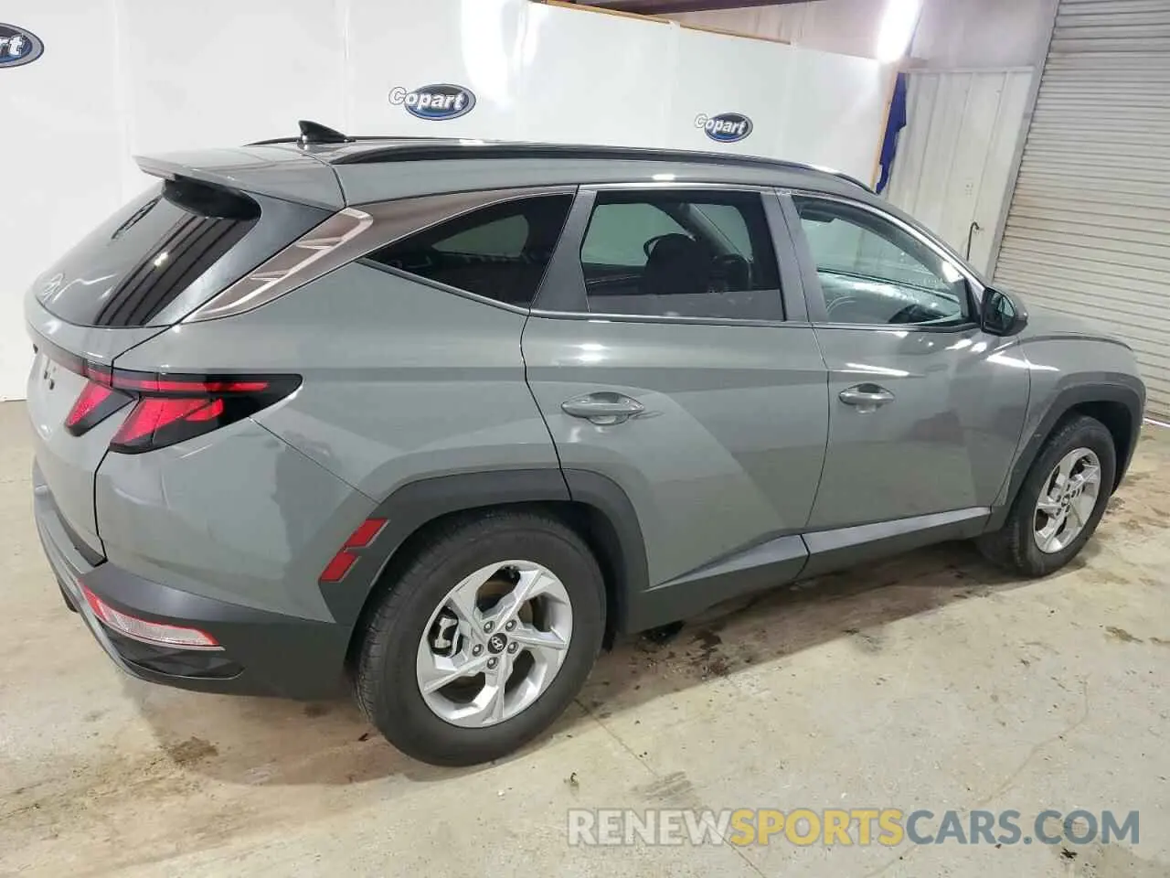 3 Photograph of a damaged car 5NMJB3DE9RH409925 HYUNDAI TUCSON 2024
