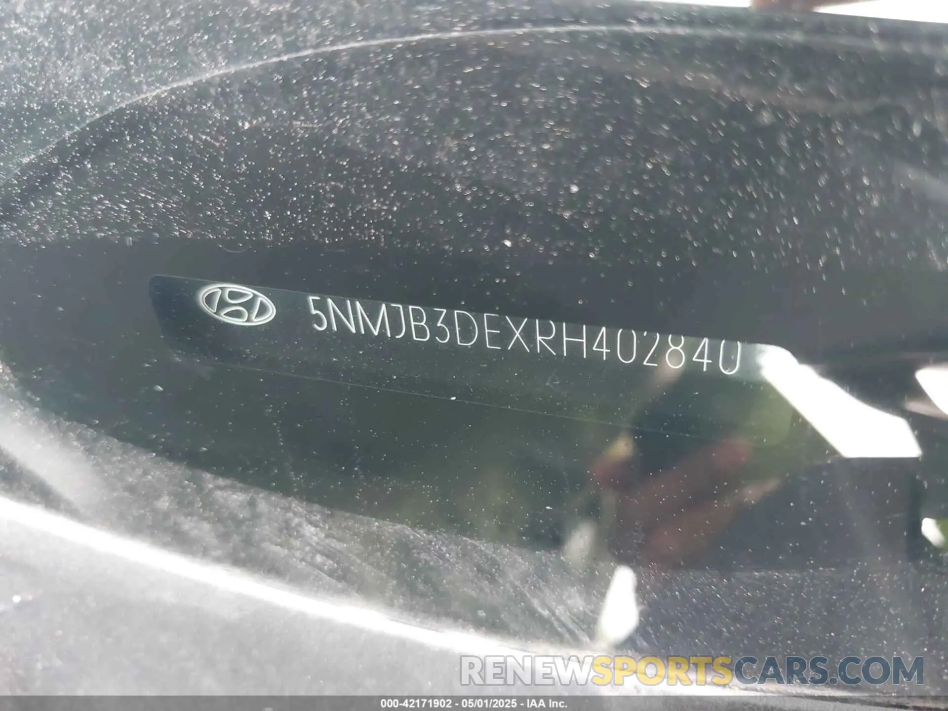 9 Photograph of a damaged car 5NMJB3DEXRH402840 HYUNDAI TUCSON 2024