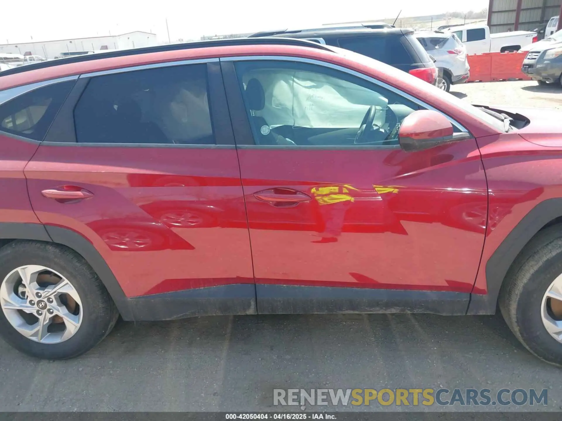 13 Photograph of a damaged car 5NMJB3DEXRH407052 HYUNDAI TUCSON 2024