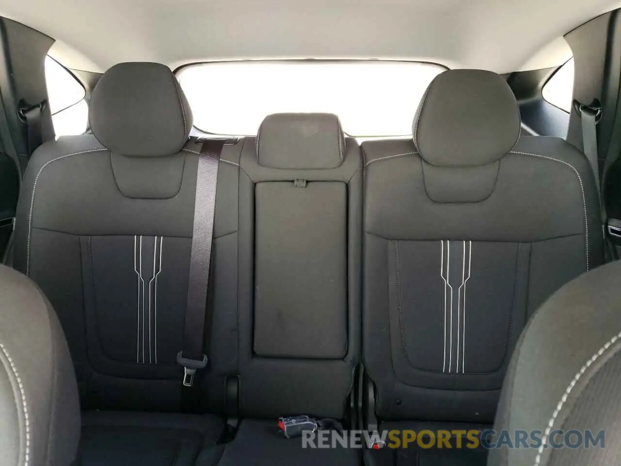 10 Photograph of a damaged car 5NMJB3DEXRH410324 HYUNDAI TUCSON 2024