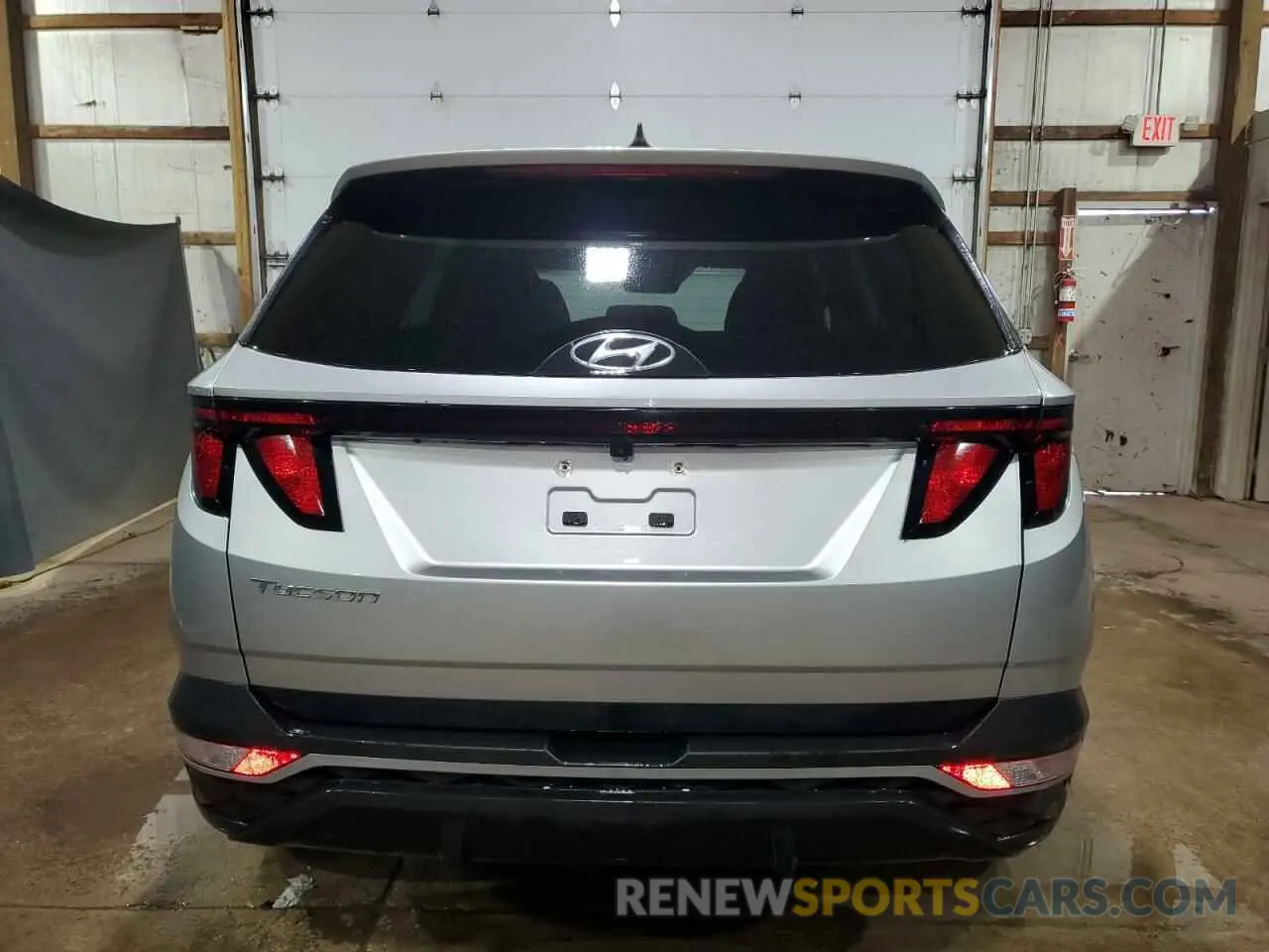 6 Photograph of a damaged car 5NMJB3DEXRH410386 HYUNDAI TUCSON 2024