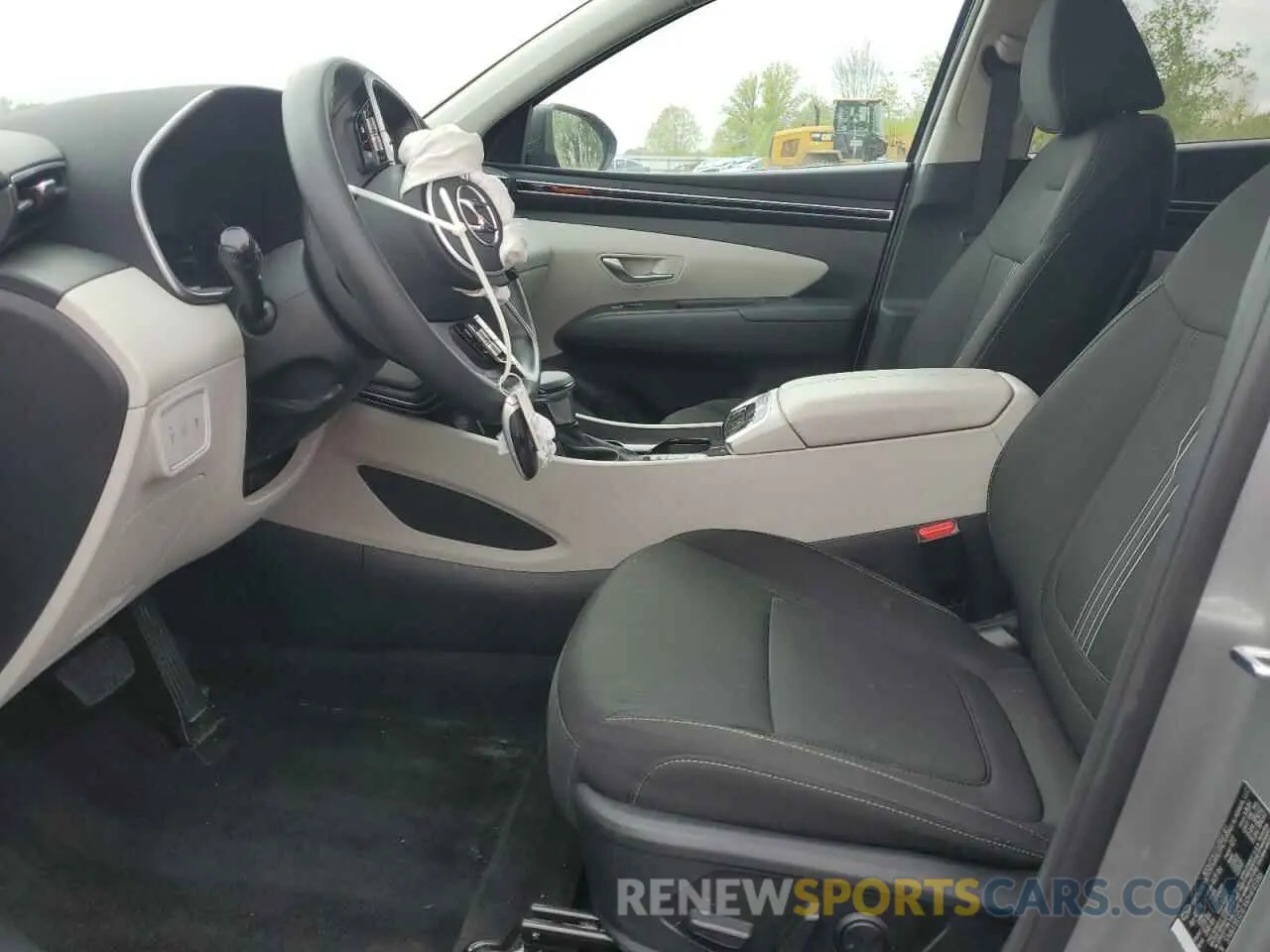7 Photograph of a damaged car 5NMJB3DEXRH410386 HYUNDAI TUCSON 2024