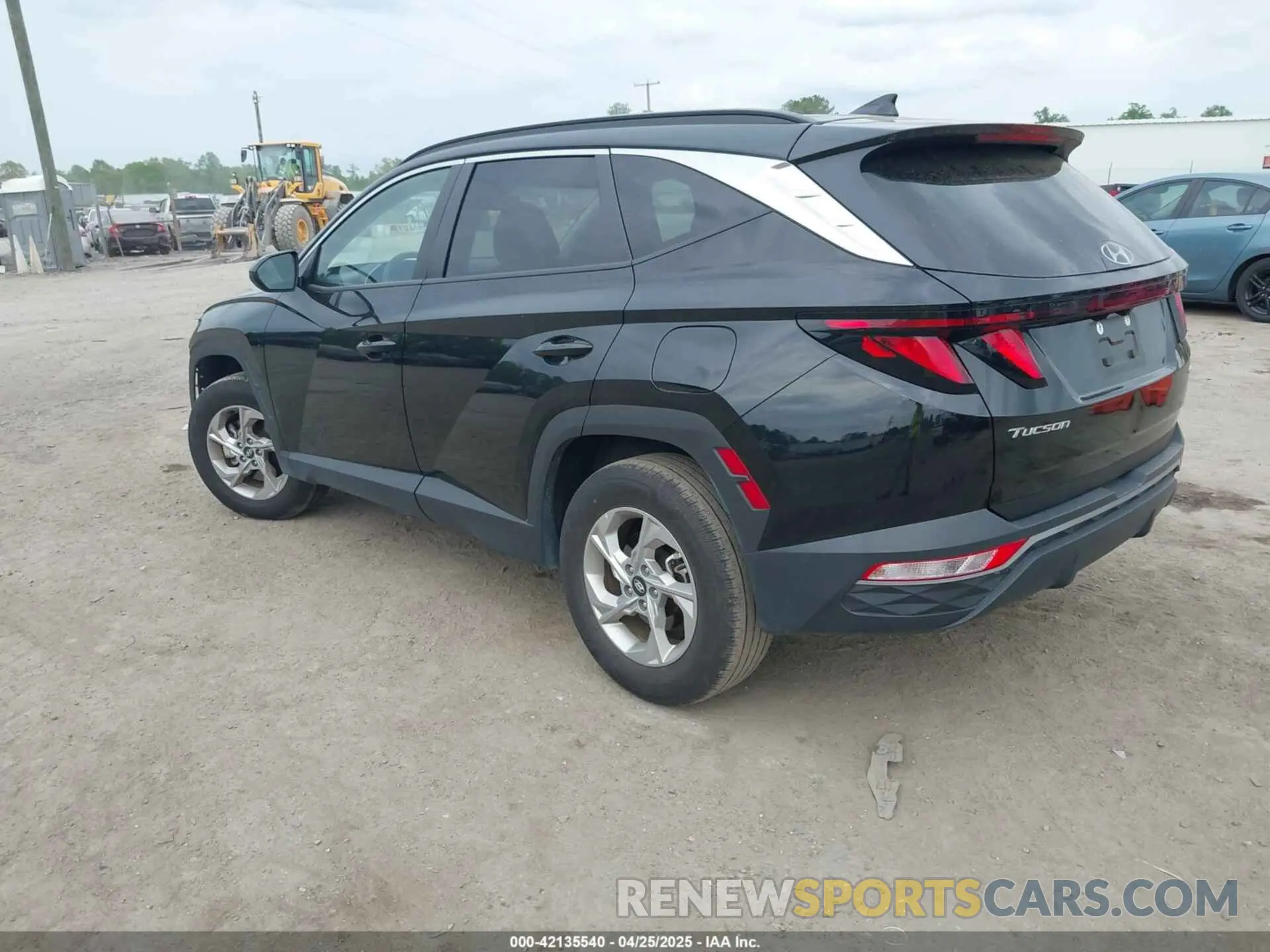 3 Photograph of a damaged car 5NMJBCDE0RH297158 HYUNDAI TUCSON 2024