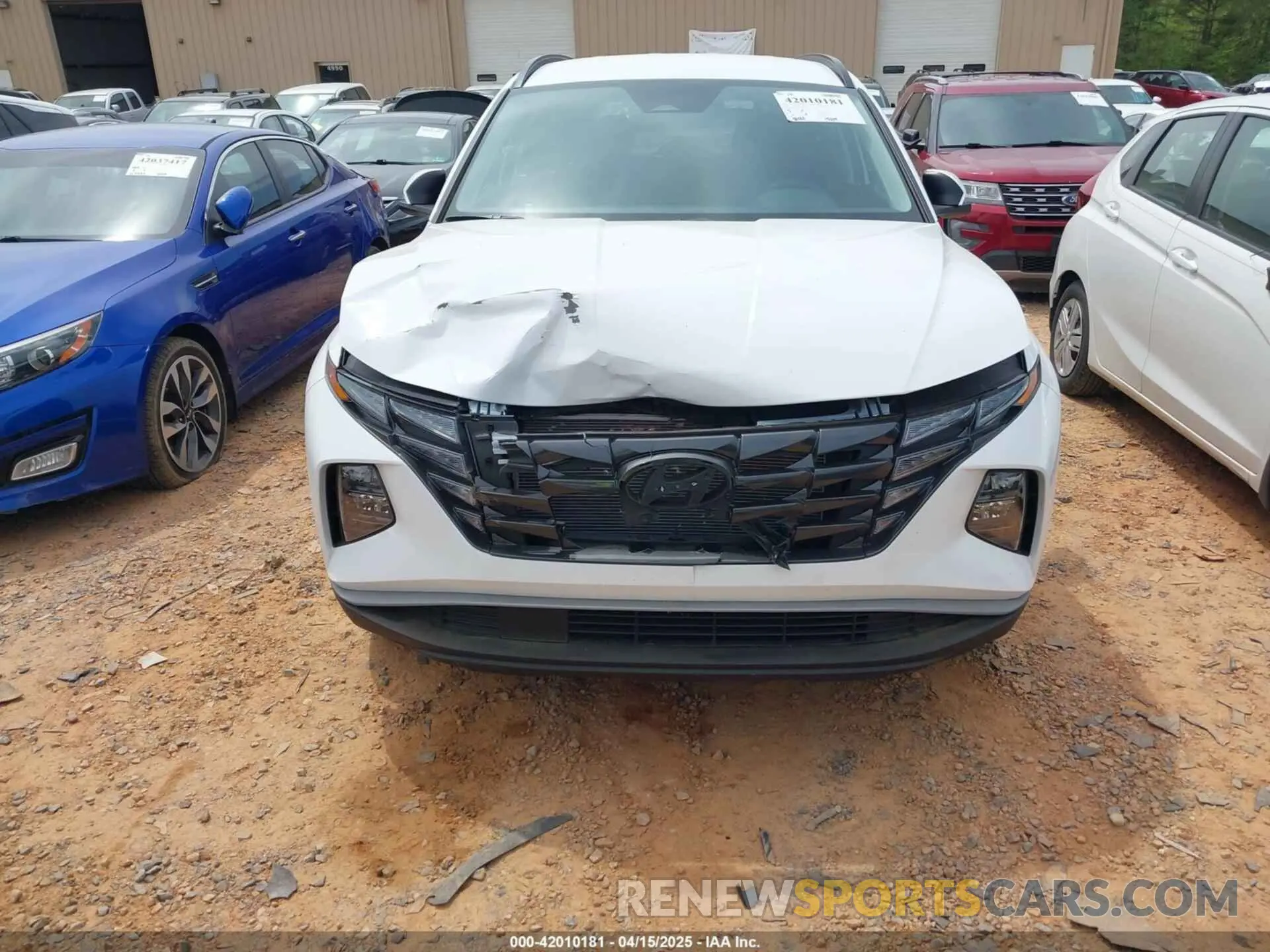 12 Photograph of a damaged car 5NMJBCDE0RH301466 HYUNDAI TUCSON 2024