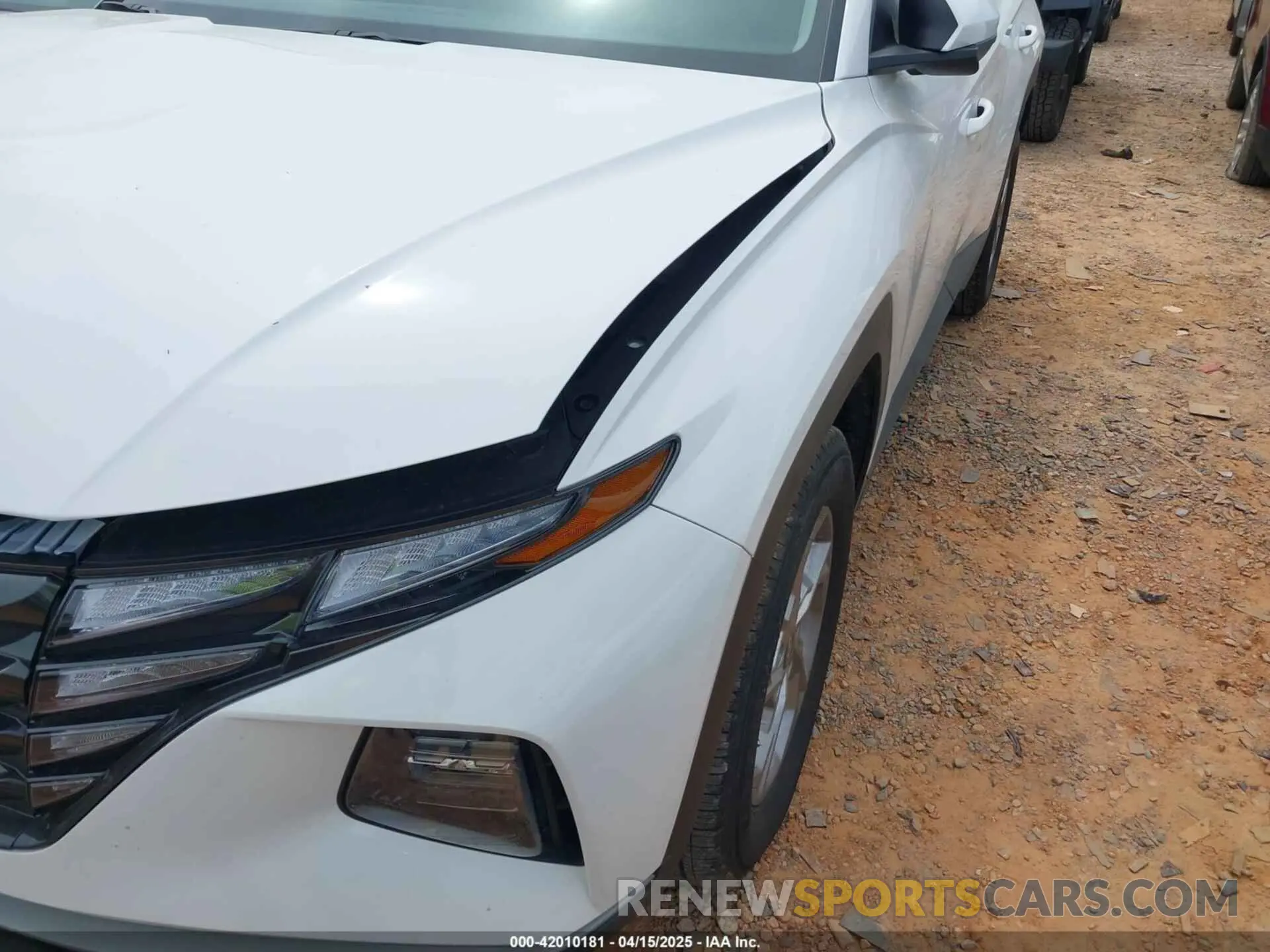 18 Photograph of a damaged car 5NMJBCDE0RH301466 HYUNDAI TUCSON 2024