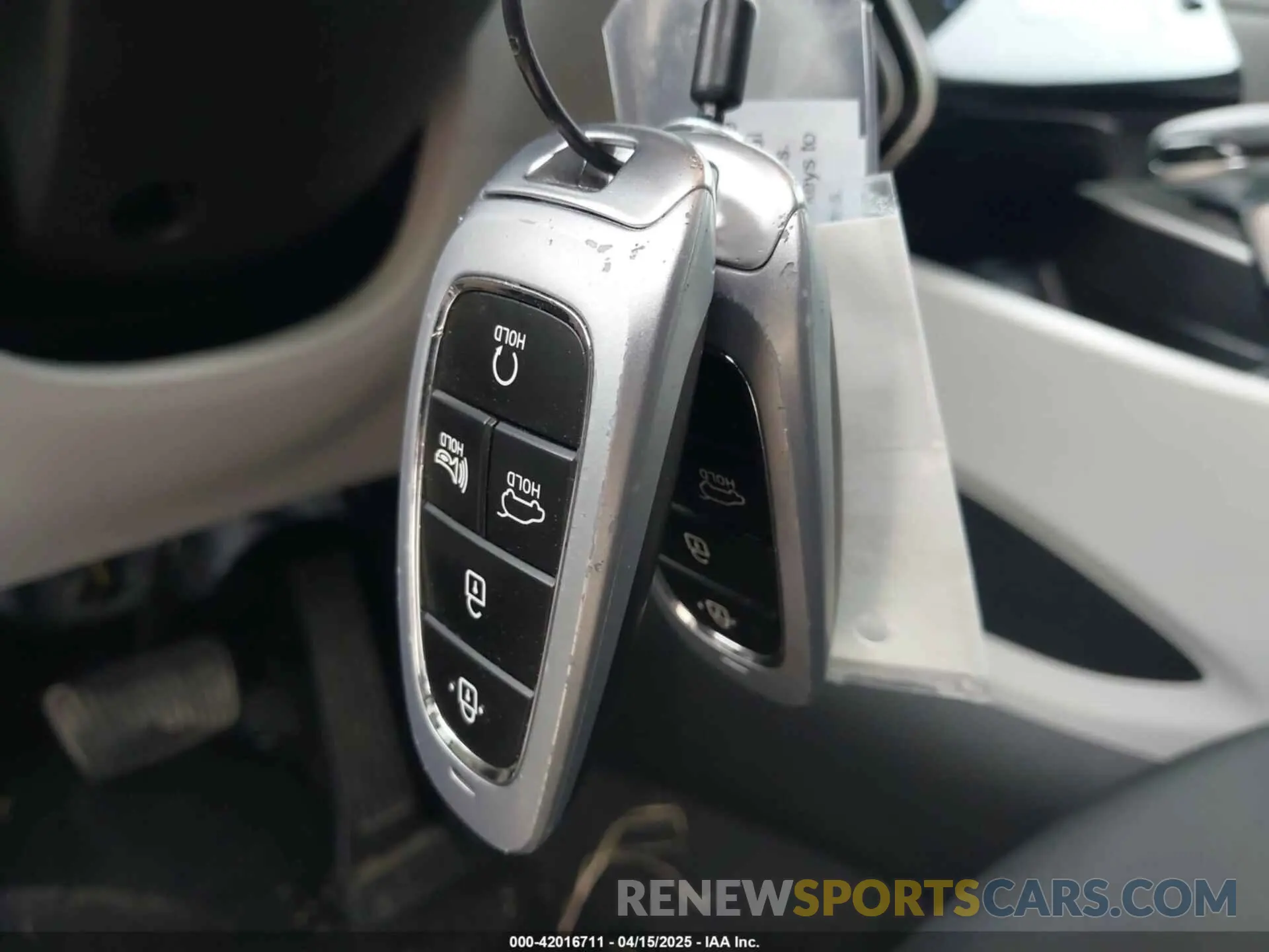 11 Photograph of a damaged car 5NMJBCDE0RH308868 HYUNDAI TUCSON 2024