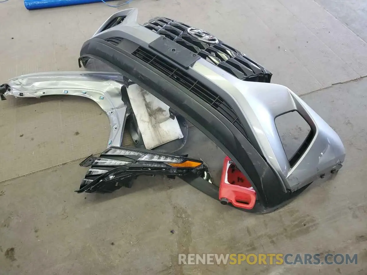 13 Photograph of a damaged car 5NMJBCDE0RH337433 HYUNDAI TUCSON 2024