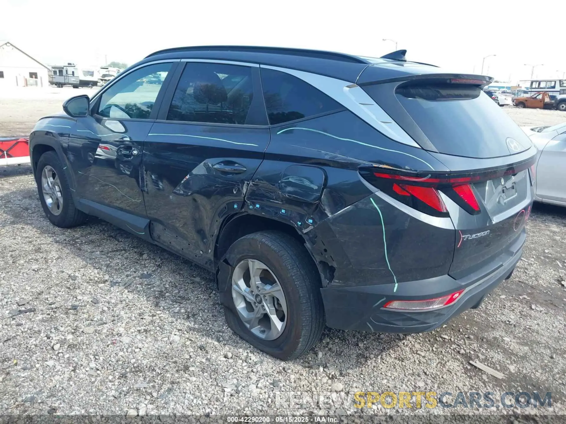 3 Photograph of a damaged car 5NMJBCDE0RH352997 HYUNDAI TUCSON 2024