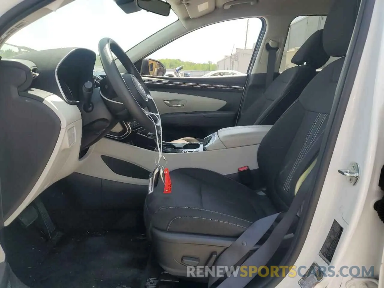 7 Photograph of a damaged car 5NMJBCDE0RH354782 HYUNDAI TUCSON 2024