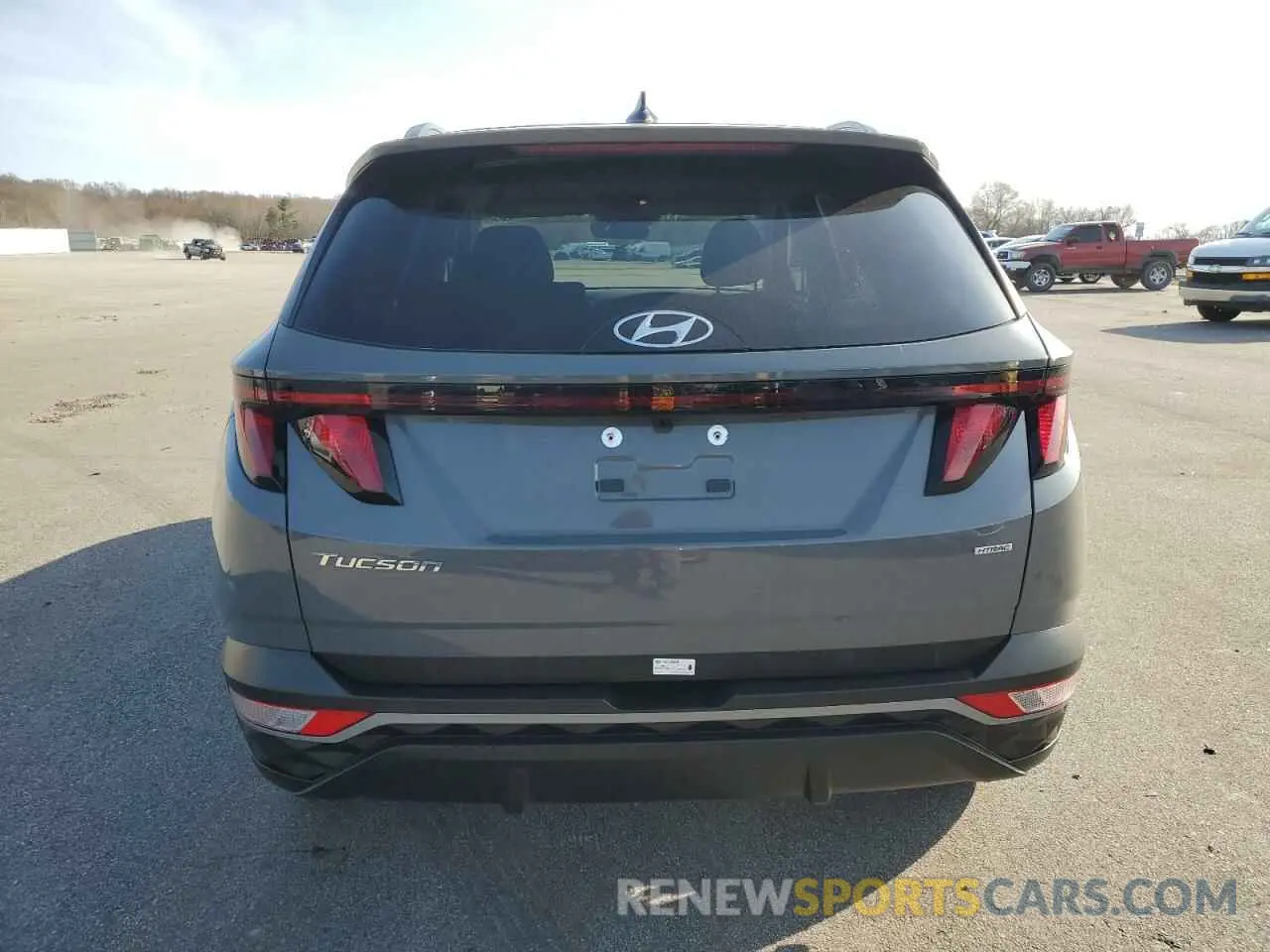 6 Photograph of a damaged car 5NMJBCDE0RH422661 HYUNDAI TUCSON 2024