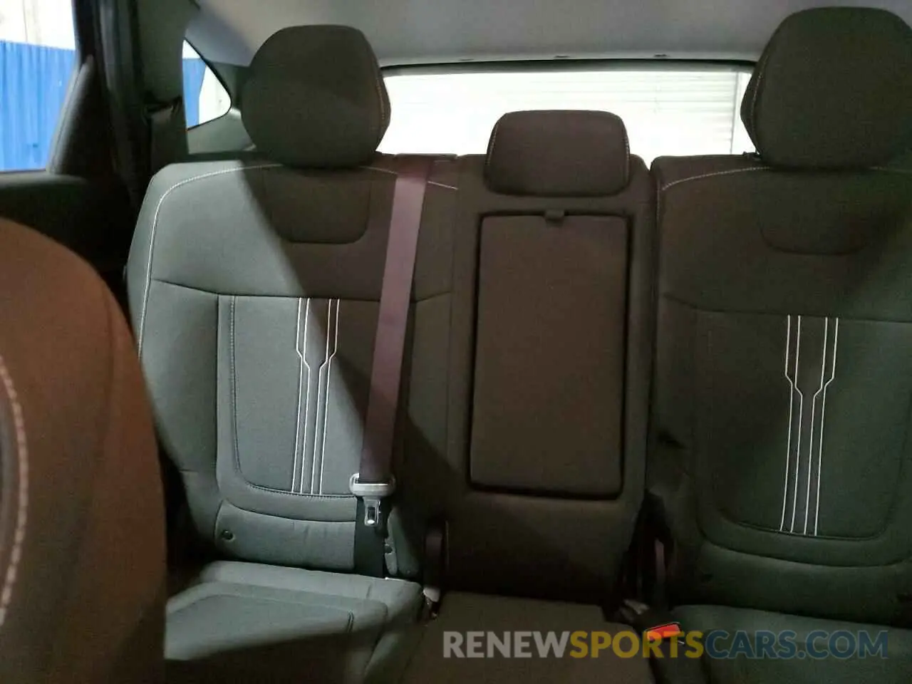 10 Photograph of a damaged car 5NMJBCDE1RH355858 HYUNDAI TUCSON 2024