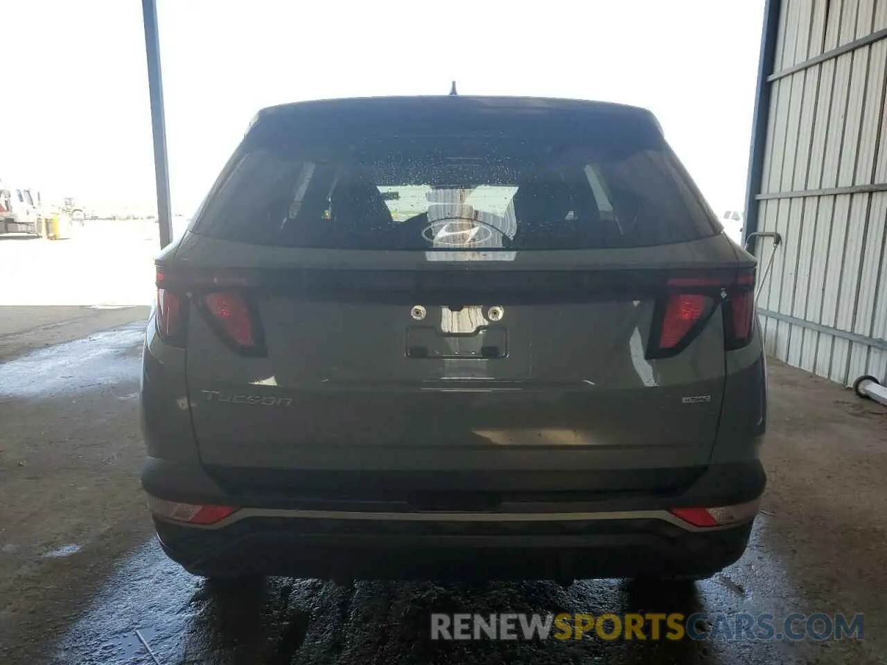 6 Photograph of a damaged car 5NMJBCDE1RH385877 HYUNDAI TUCSON 2024