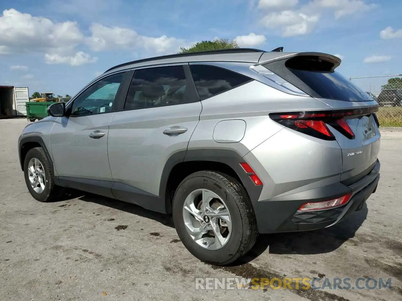 2 Photograph of a damaged car 5NMJBCDE1RH387810 HYUNDAI TUCSON 2024