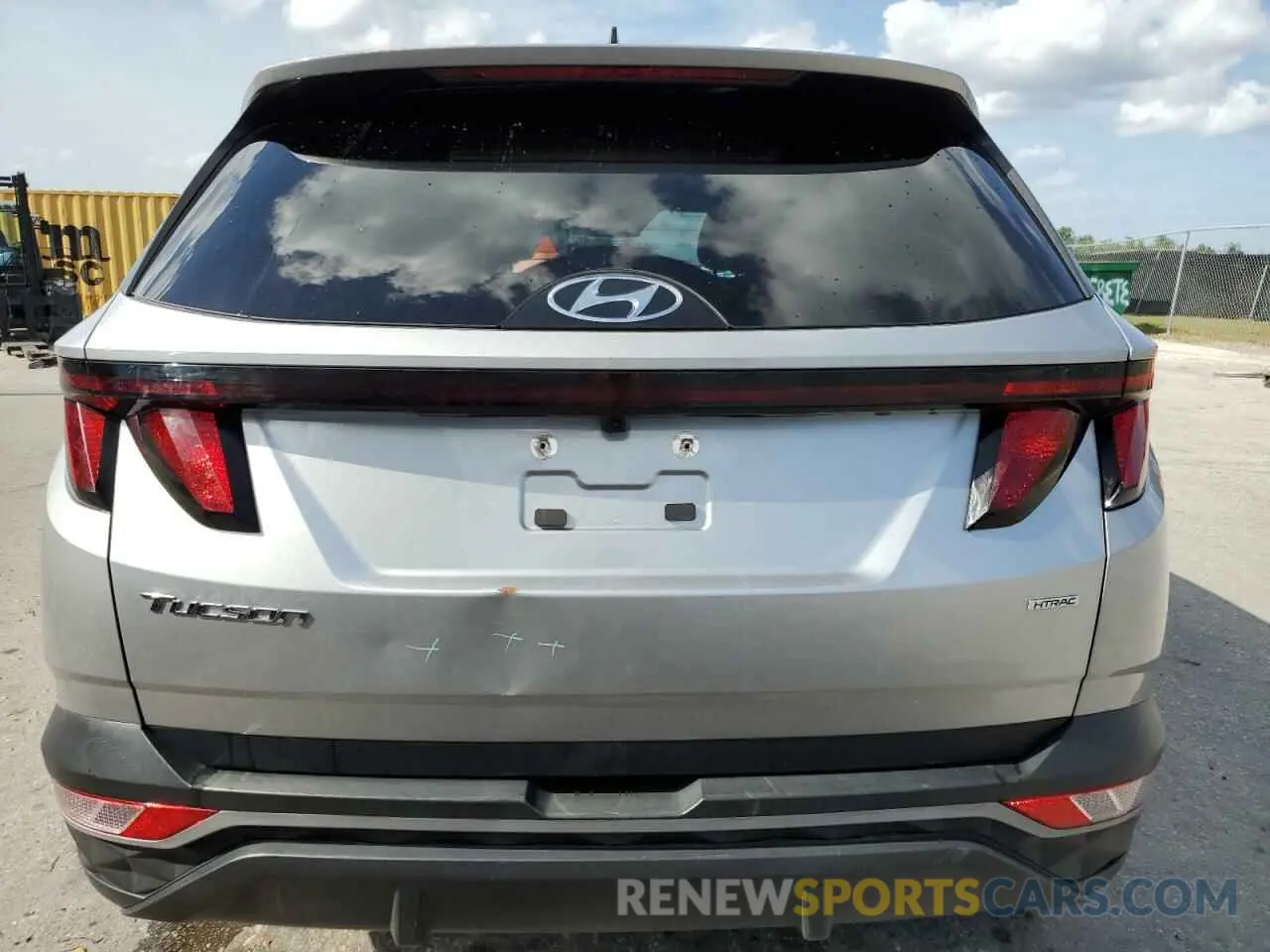 6 Photograph of a damaged car 5NMJBCDE1RH387810 HYUNDAI TUCSON 2024