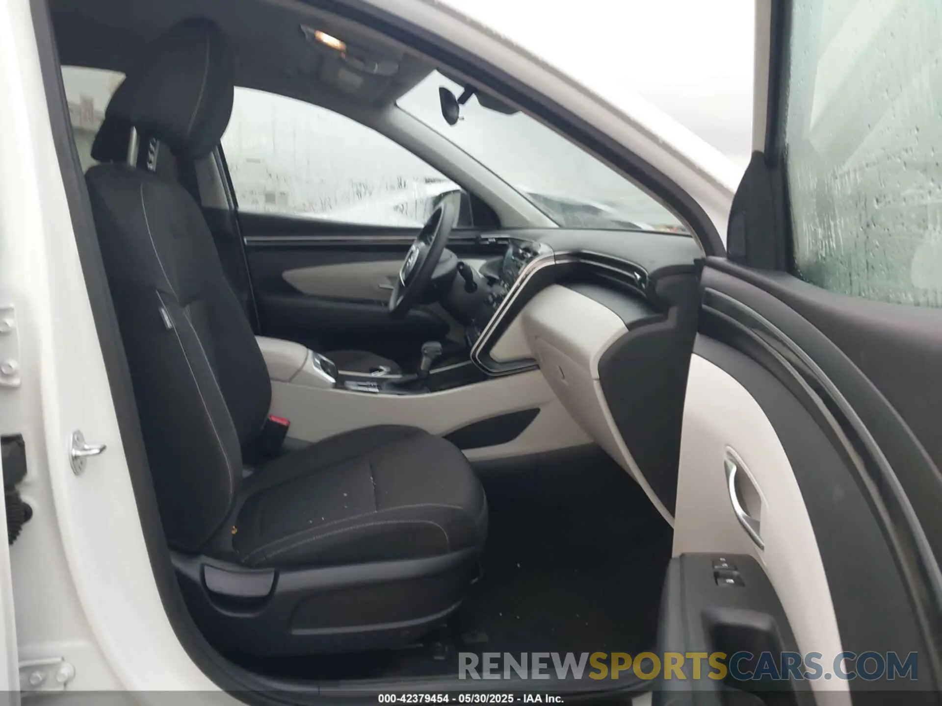 5 Photograph of a damaged car 5NMJBCDE1RH420448 HYUNDAI TUCSON 2024