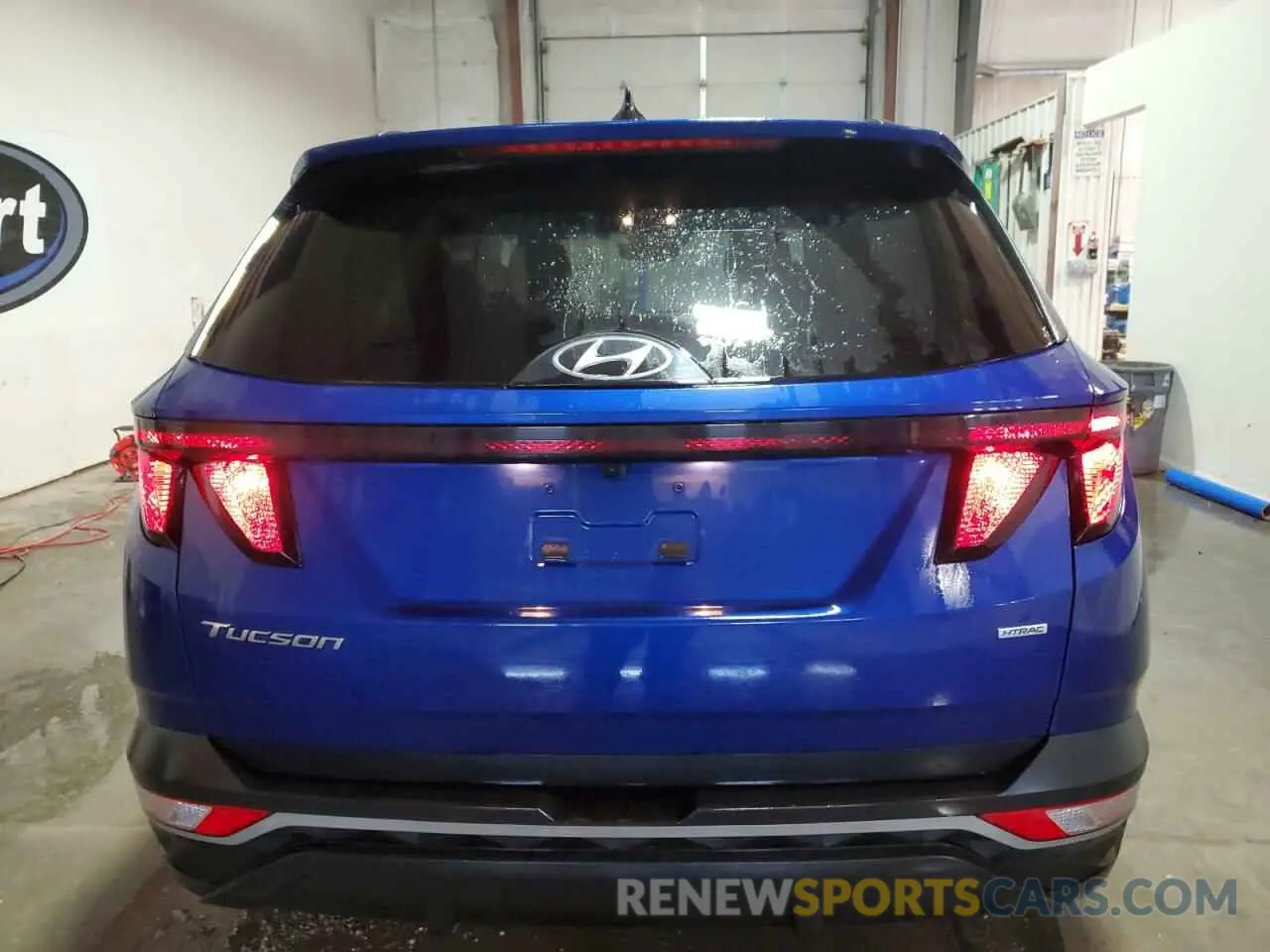 6 Photograph of a damaged car 5NMJBCDE2RH318012 HYUNDAI TUCSON 2024