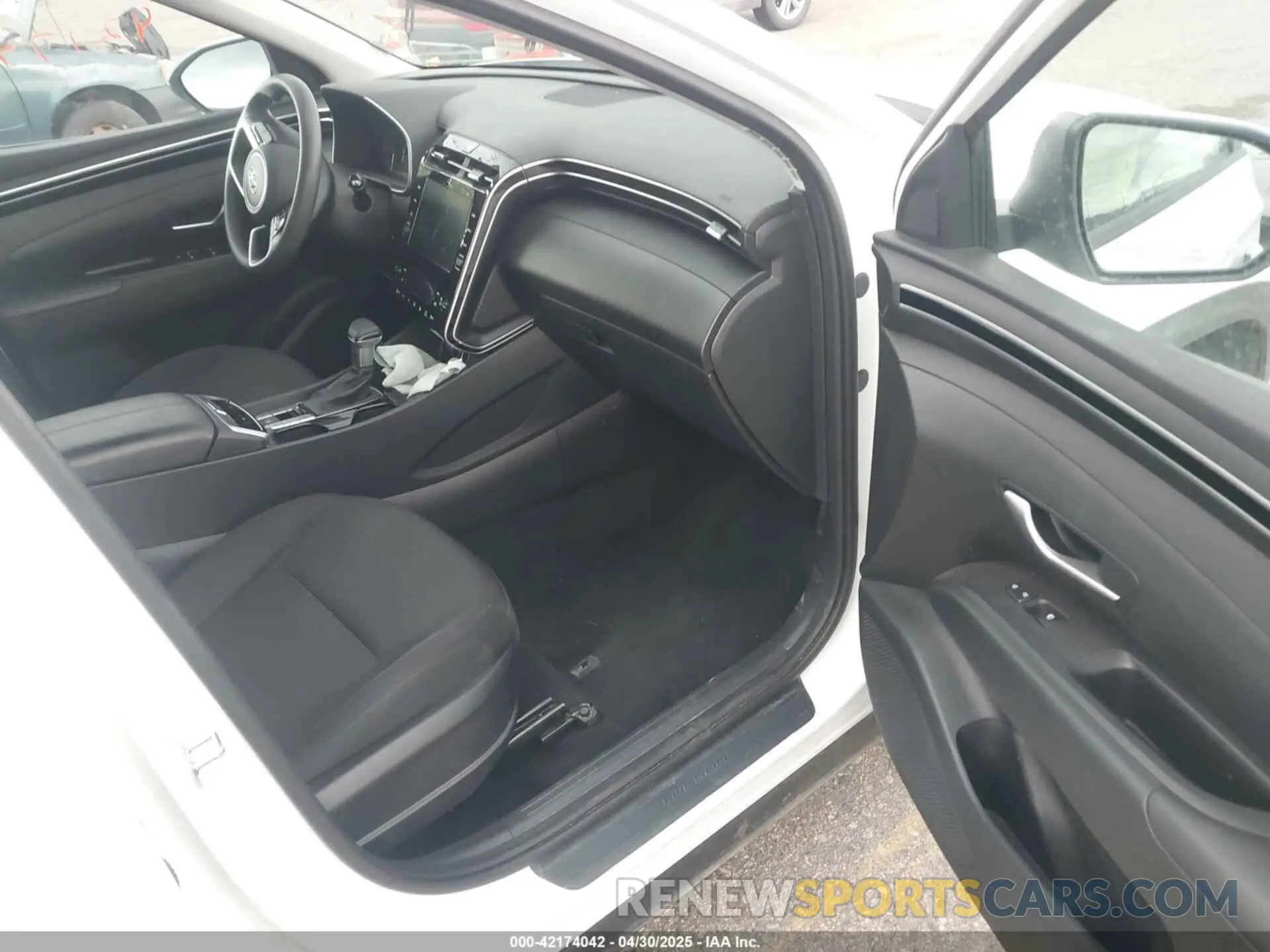 5 Photograph of a damaged car 5NMJBCDE2RH362446 HYUNDAI TUCSON 2024
