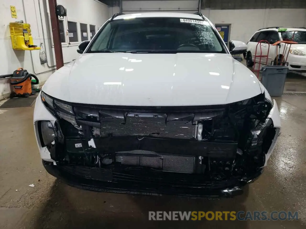 5 Photograph of a damaged car 5NMJBCDE2RH370823 HYUNDAI TUCSON 2024