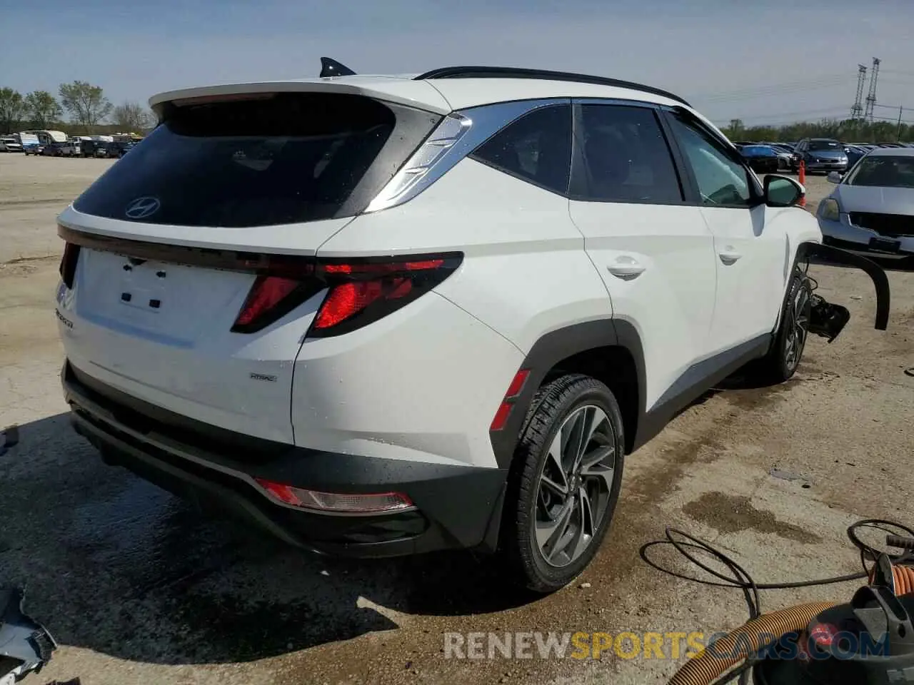 3 Photograph of a damaged car 5NMJBCDE2RH374368 HYUNDAI TUCSON 2024