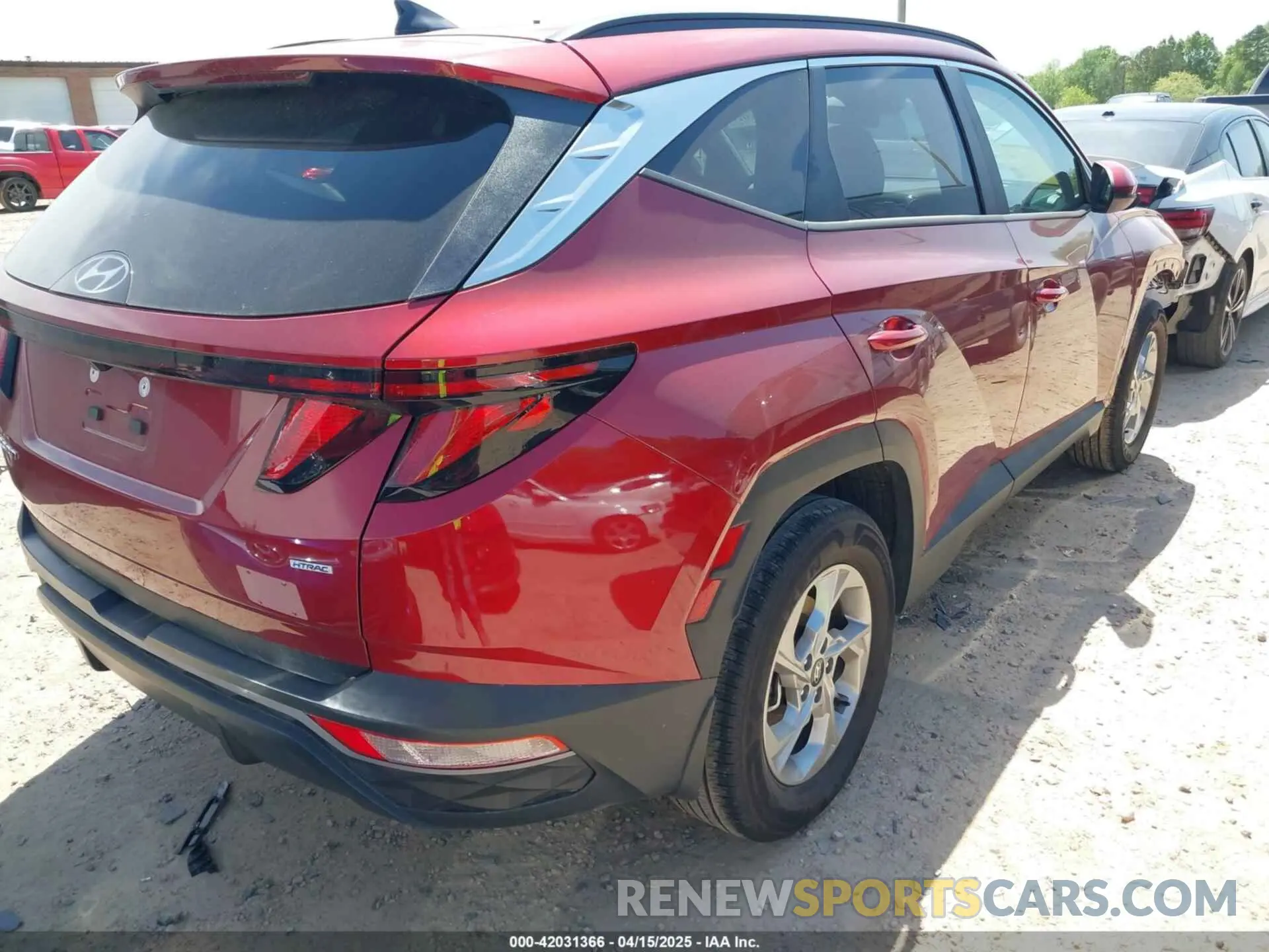 4 Photograph of a damaged car 5NMJBCDE2RH417168 HYUNDAI TUCSON 2024