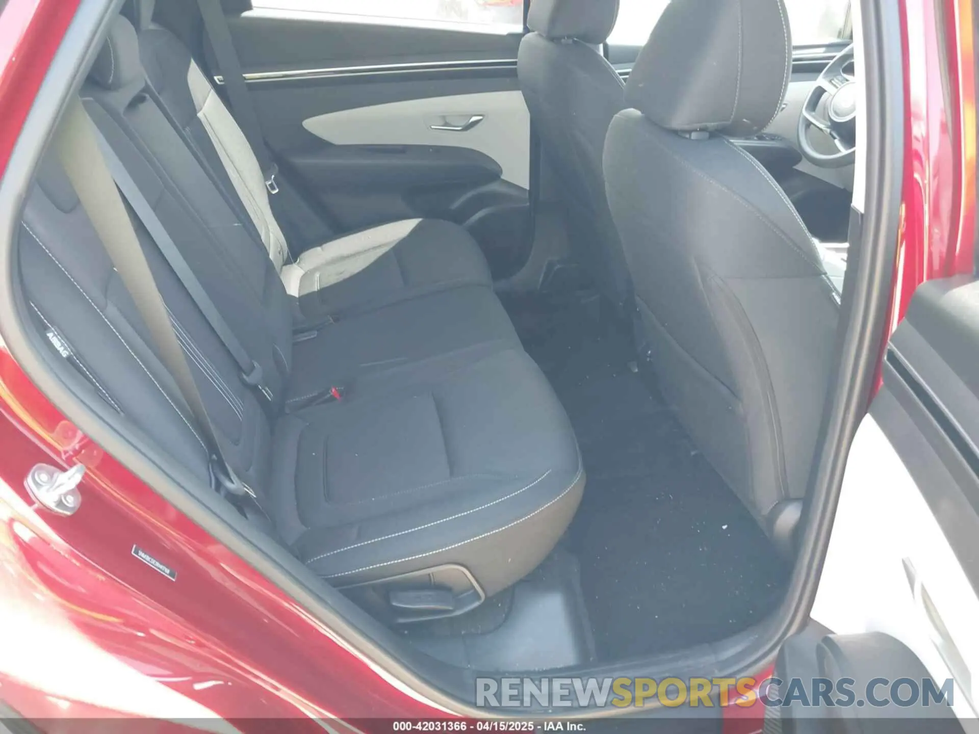 8 Photograph of a damaged car 5NMJBCDE2RH417168 HYUNDAI TUCSON 2024