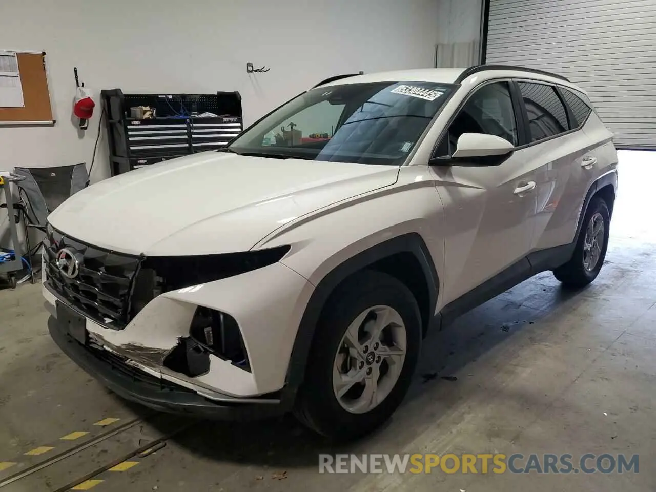 1 Photograph of a damaged car 5NMJBCDE2RH428963 HYUNDAI TUCSON 2024