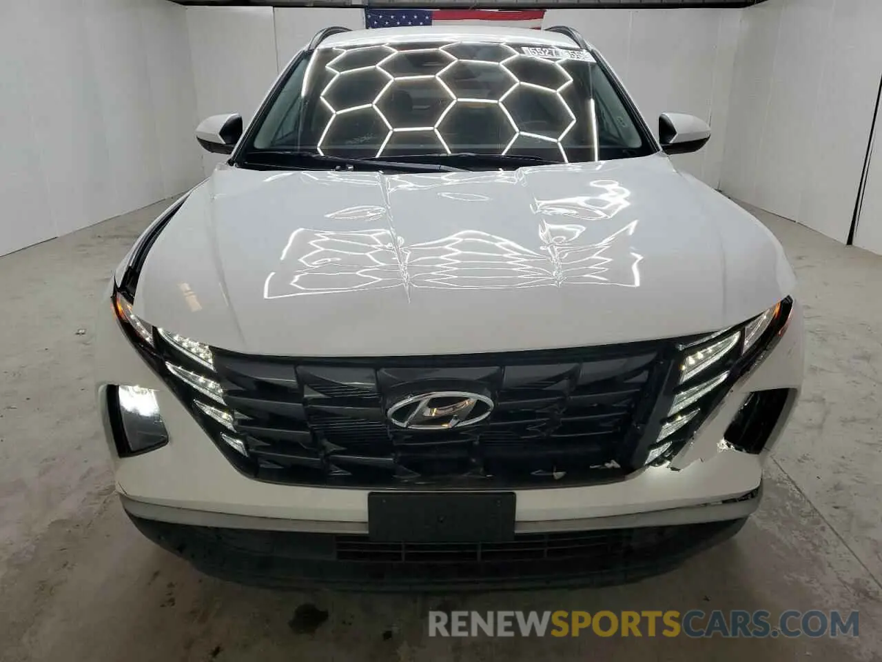 5 Photograph of a damaged car 5NMJBCDE3RH329617 HYUNDAI TUCSON 2024